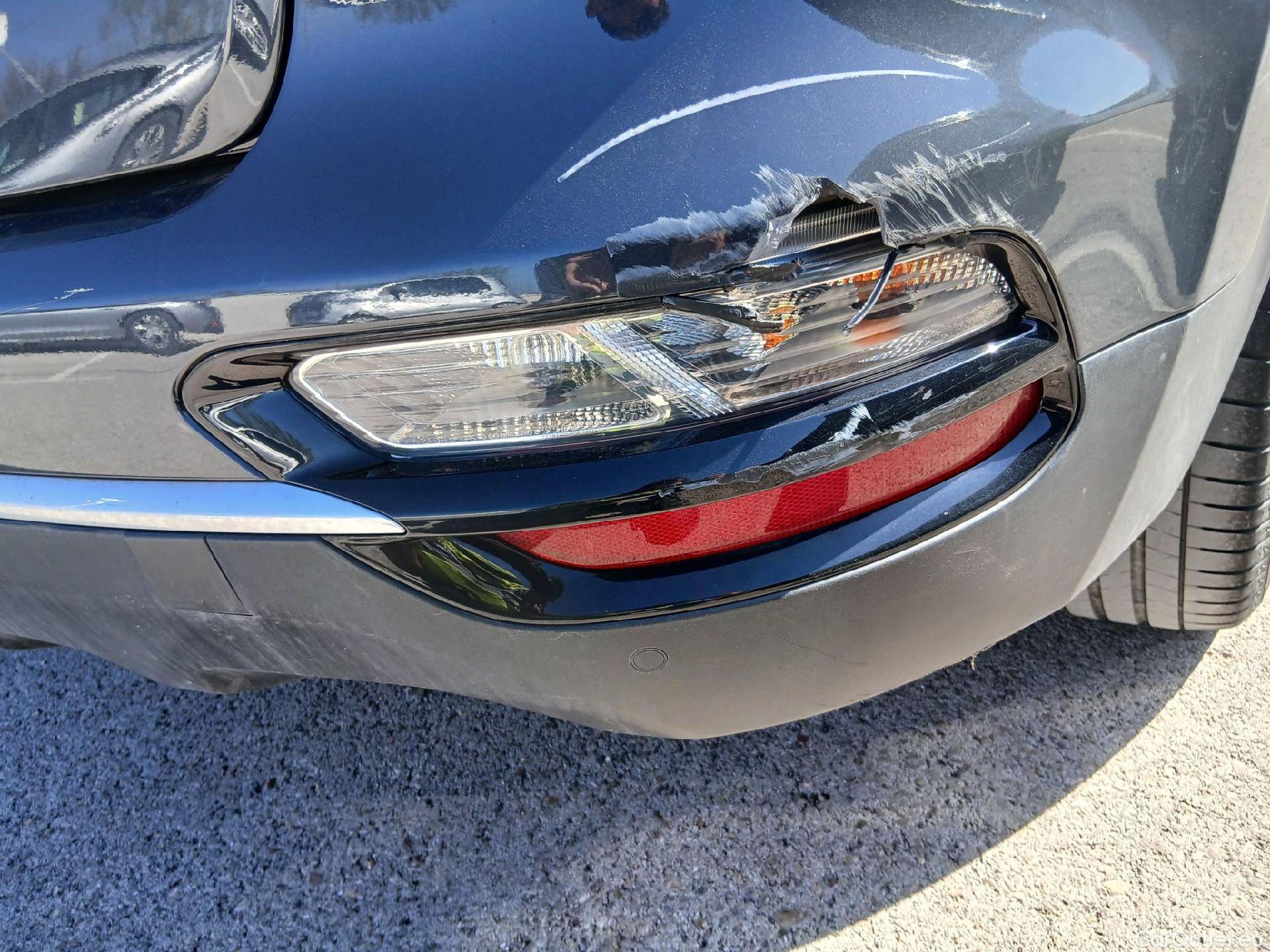  KIA  Sportage KIA  1.6MHEV Drive 100kW(136CV) 4x2(Crist Tintados) #26