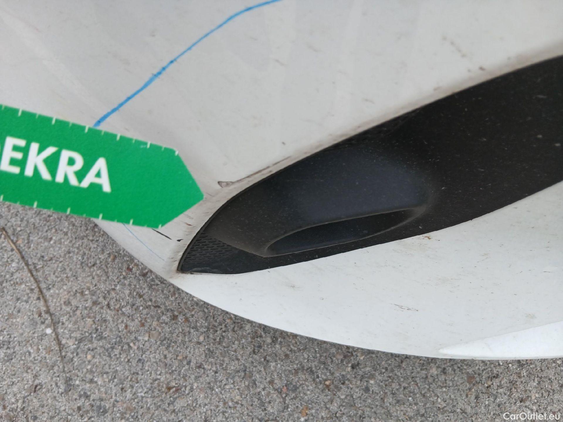  Opel  Corsa OPEL  / 2019 / 5P / berlina con portón 1.2T XHL 74kW (100CV) Edition (AC) #8