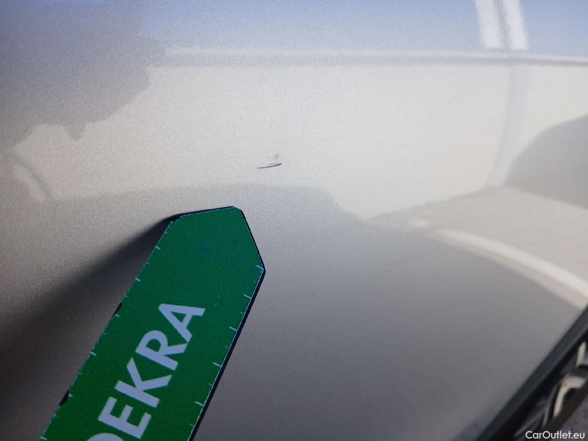  Mercedes  GLA MERCEDES-BENZ  / 2020 / 5P / todoterreno  250 e #14