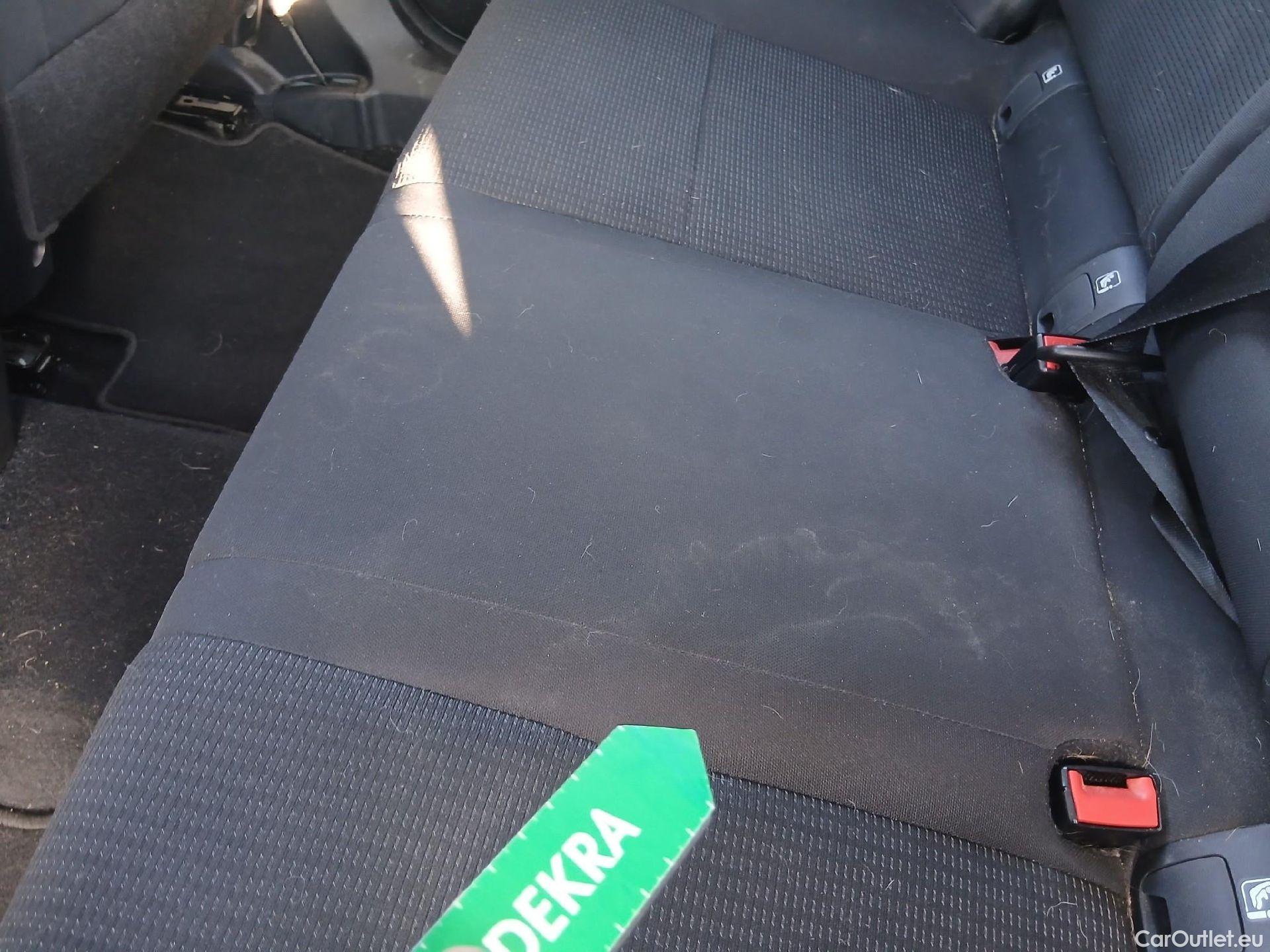  Nissan  Qashqai NISSAN  / 2021 / 5P / todoterreno DIG-T 116kW (158CV) mHEV Xtronic Acenta (AC) #19