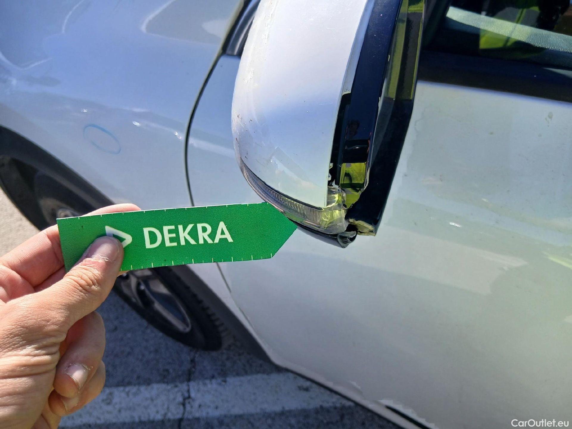  KIA  Niro KIA  / 2019 / 5P / crossover 1.6 GDi HEV 104kW (141CV) Drive #12