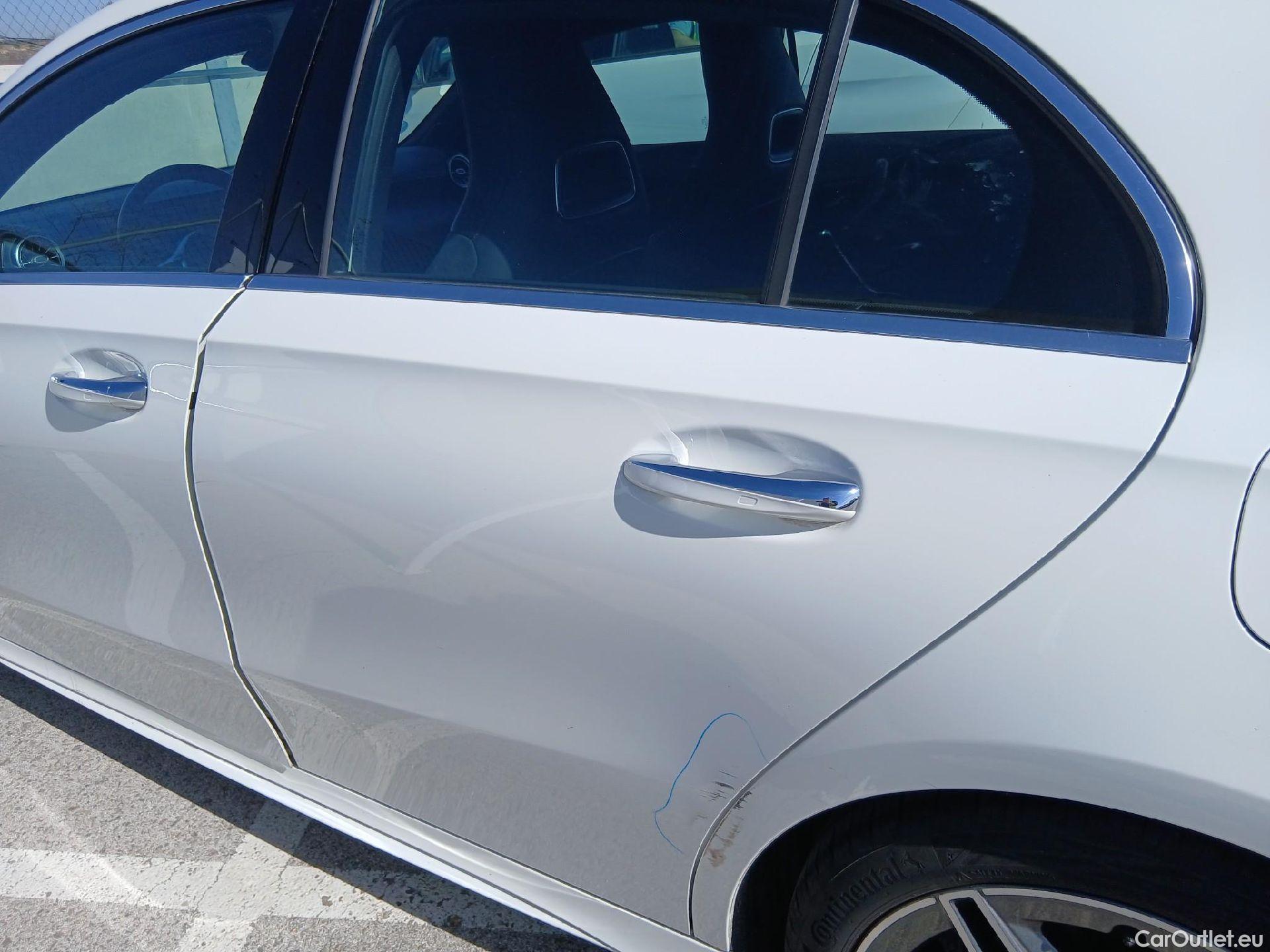  Mercedes  A-Klasse MERCEDES-BENZ Clase A / 2018 / 5P / berlina con portón A 180 d #28