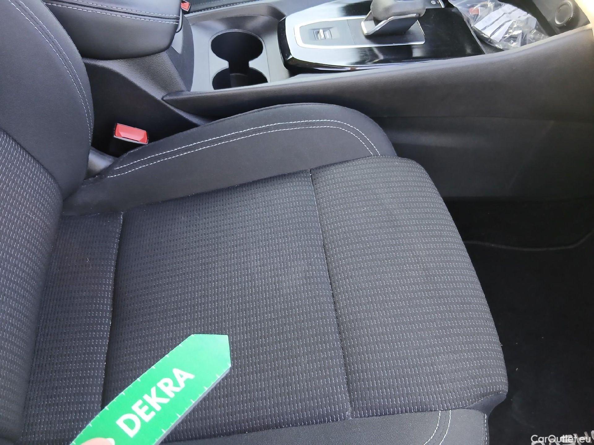  Nissan  Qashqai NISSAN  / 2021 / 5P / todoterreno DIG-T 116kW (158CV) mHEV Xtronic Acenta (AC) #17