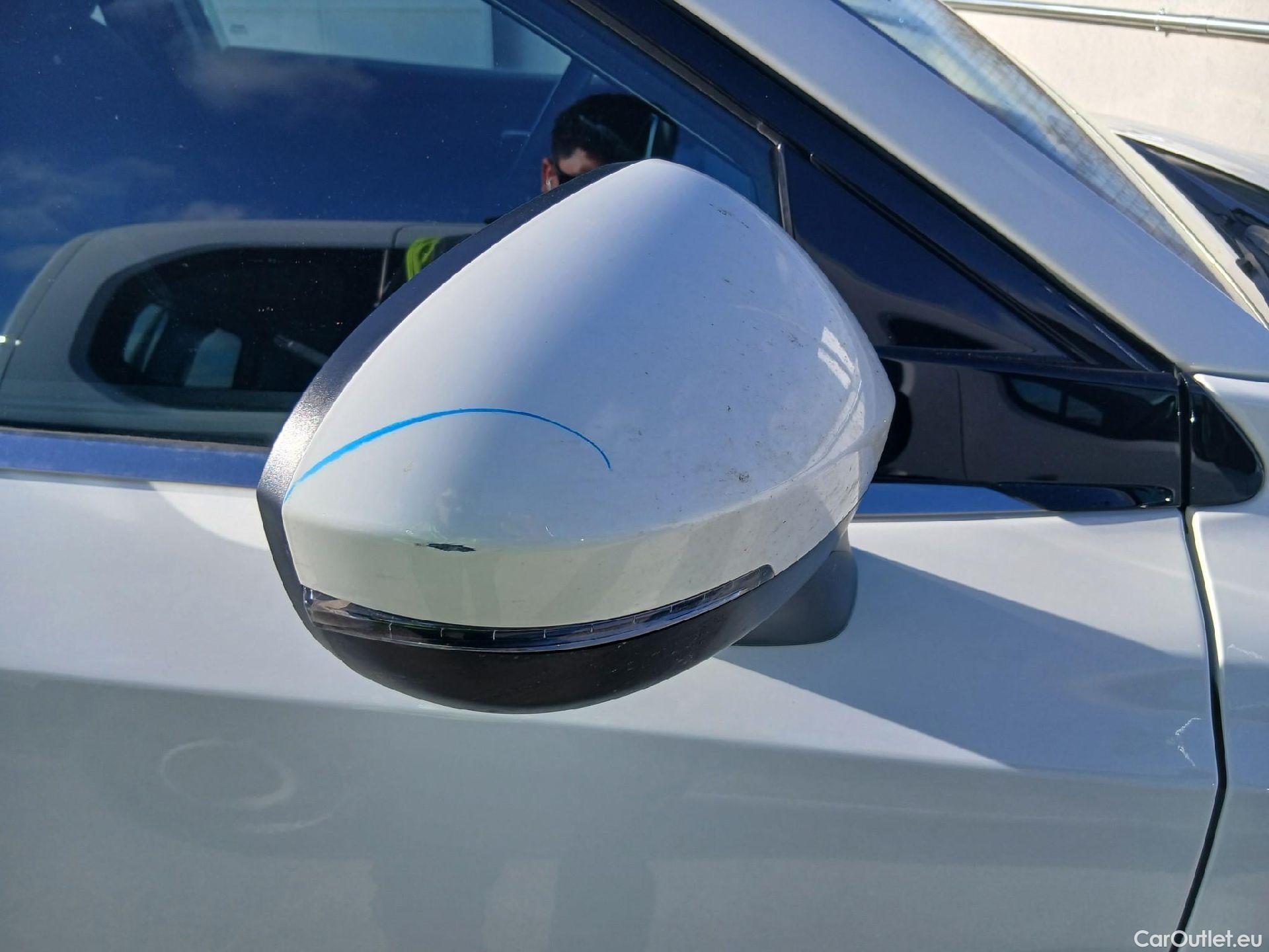  Nissan  Qashqai NISSAN  / 2021 / 5P / todoterreno DIG-T 116kW (158CV) mHEV Xtronic Acenta #29