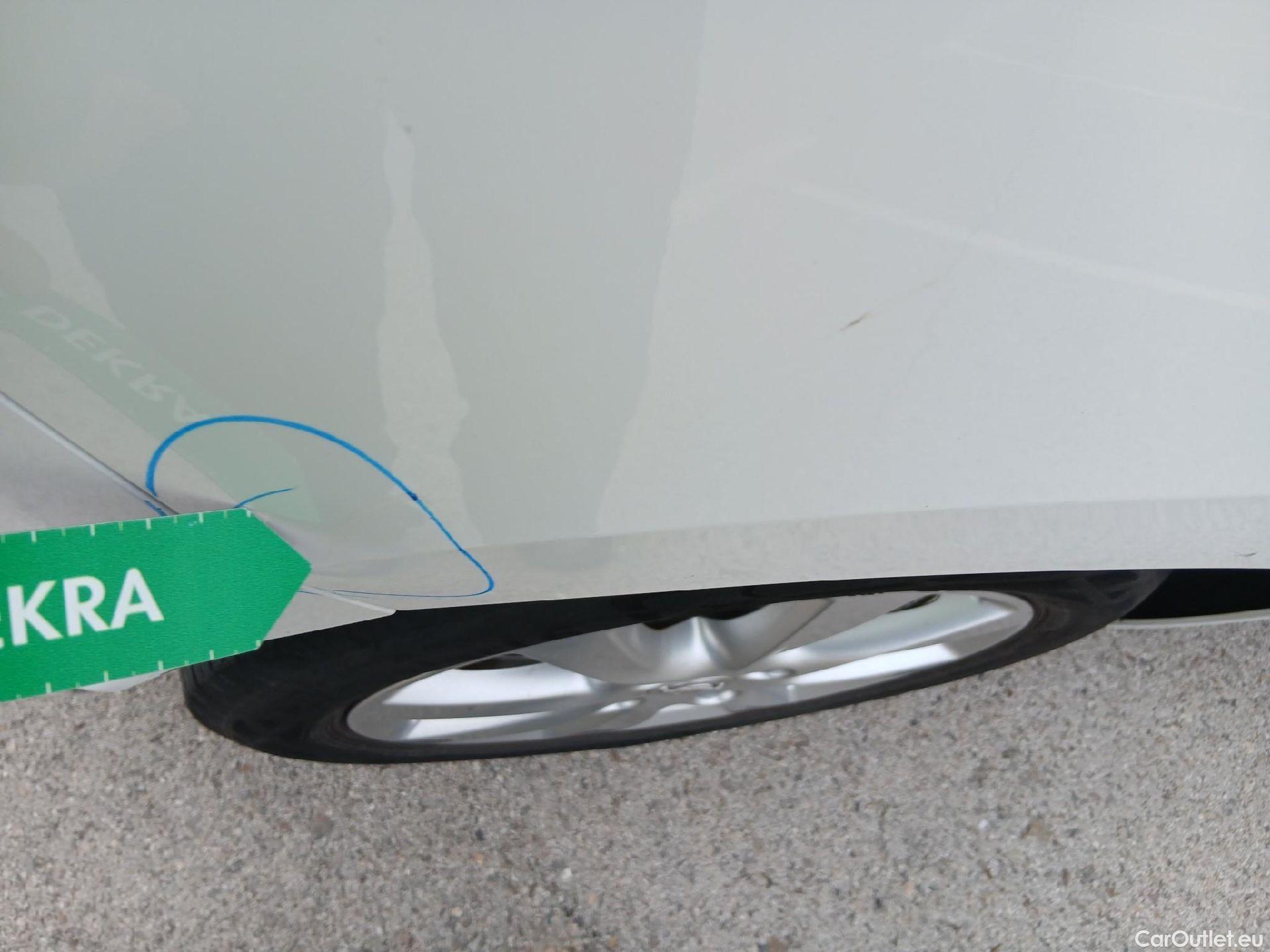  Opel  Corsa OPEL  / 2019 / 5P / berlina con portón 1.2T XHL 74kW (100CV) Edition (AC) #14