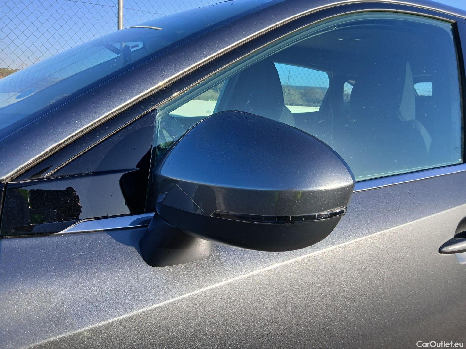  Nissan  Qashqai NISSAN  / 2021 / 5P / todoterreno DIG-T 116kW (158CV) mHEV Xtronic Acenta (AC) #13