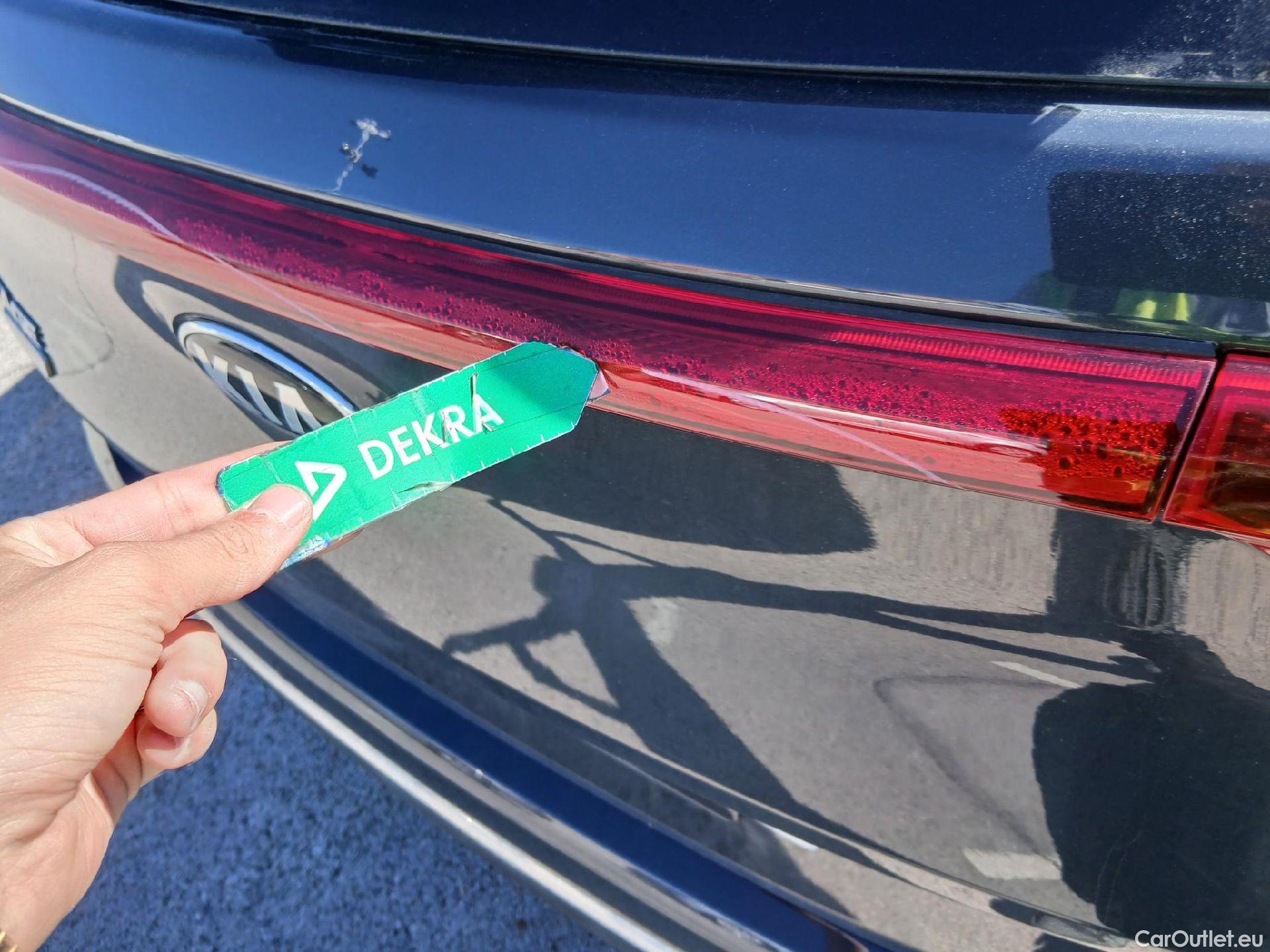  KIA  Sportage KIA  1.6MHEV Drive 100kW(136CV) 4x2(Crist Tintados) #22