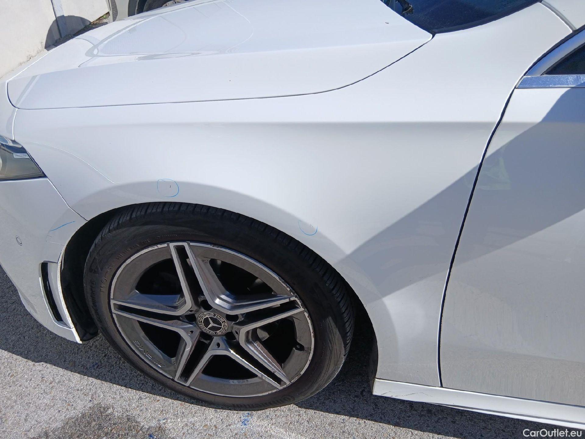  Mercedes  A-Klasse MERCEDES-BENZ Clase A / 2018 / 5P / berlina con portón A 180 d #13