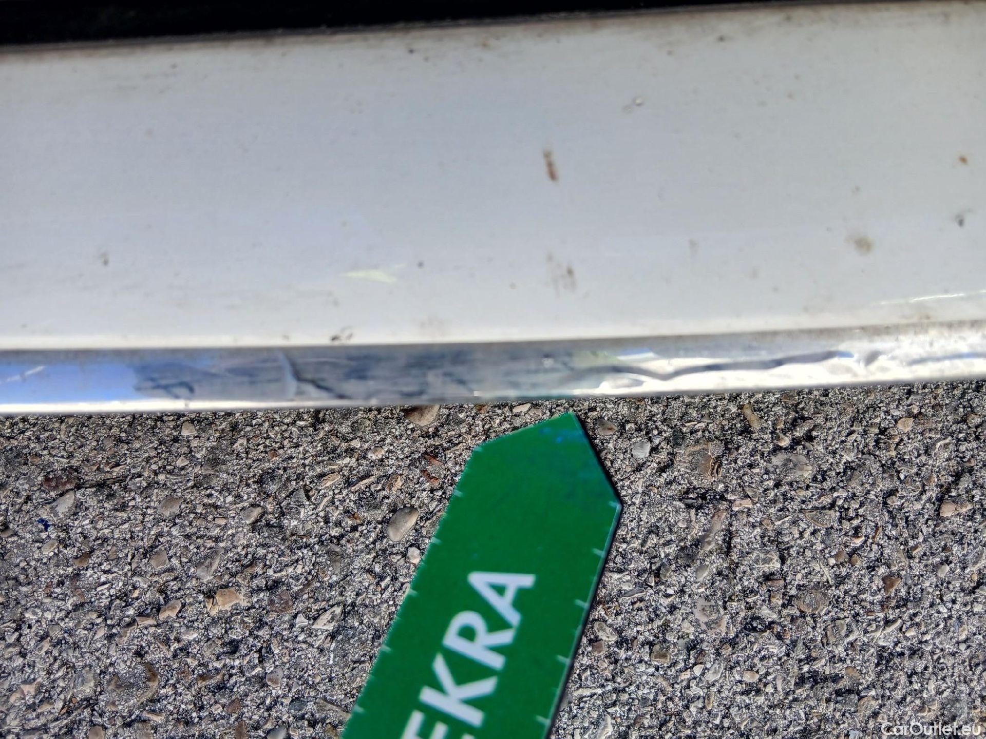  Mercedes  A-Klasse MERCEDES-BENZ Clase A / 2018 / 5P / berlina con portón A 180 d #6