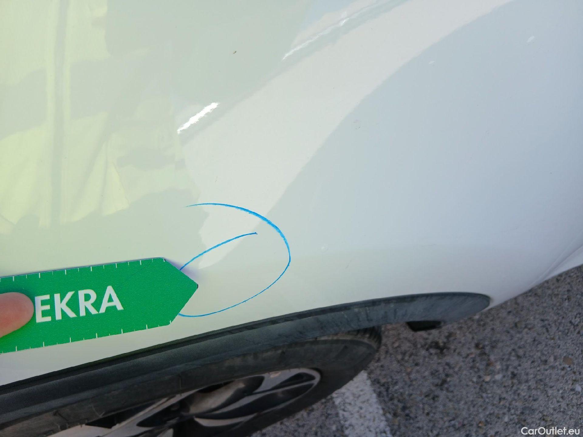  KIA  Sportage KIA  / 2018 / 5P / todoterreno 1.6 MHEV Drive 85kW (115CV) 4x2 #14