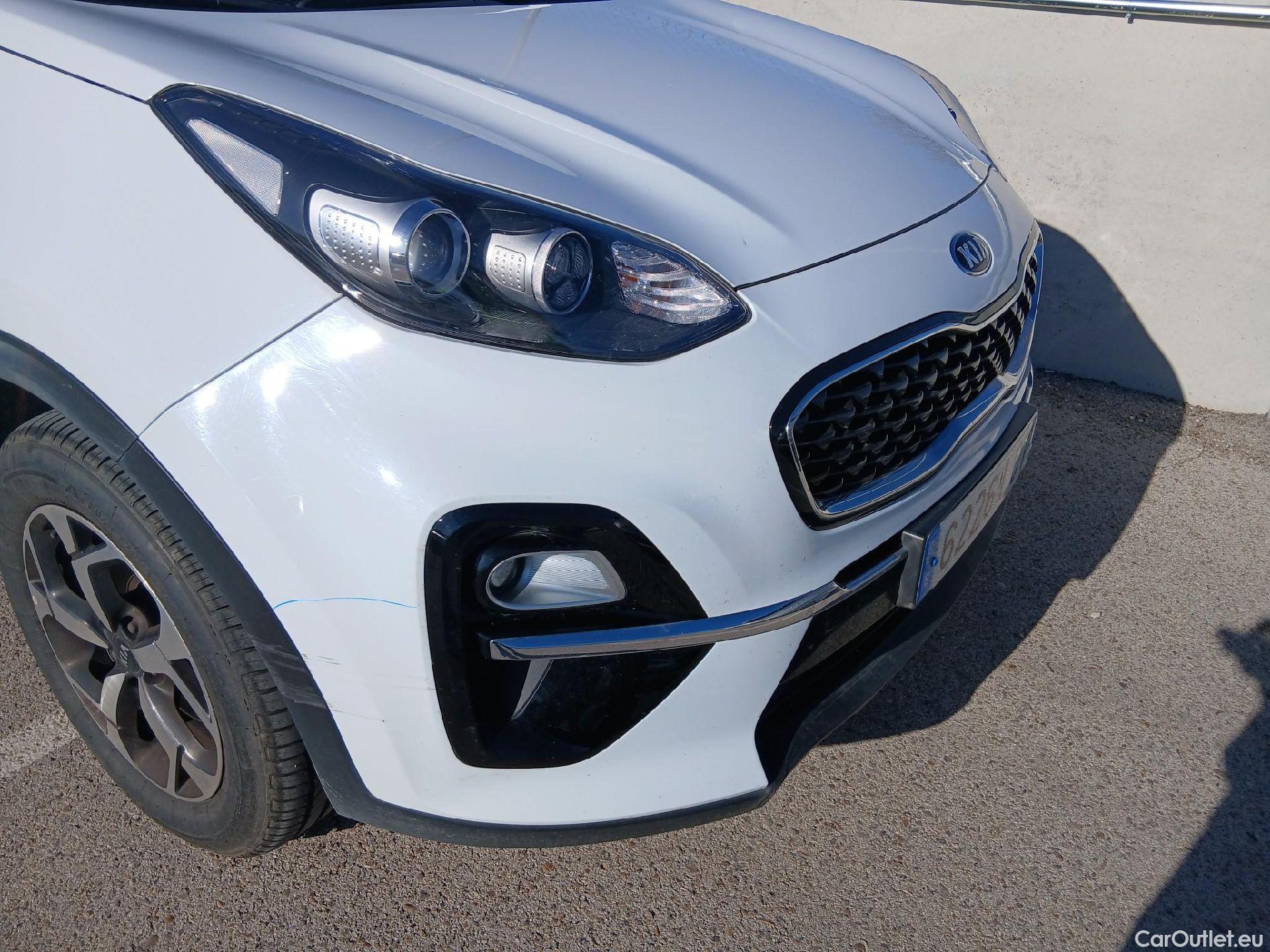  KIA  Sportage KIA  / 2018 / 5P / todoterreno 1.6 MHEV Drive 85kW (115CV) 4x2 #9