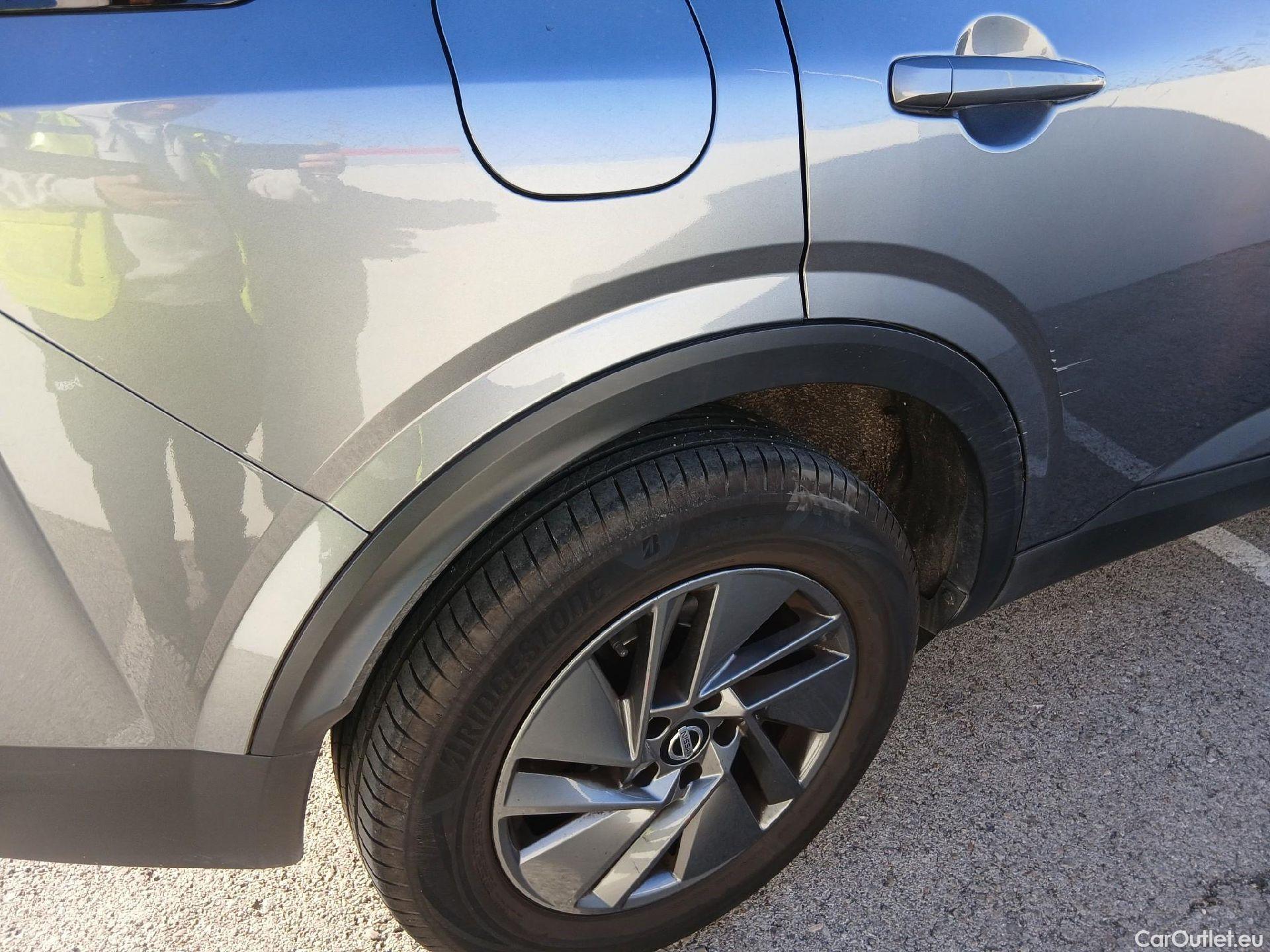  Nissan  Qashqai NISSAN  / 2021 / 5P / todoterreno DIG-T 116kW (158CV) mHEV Xtronic Acenta (AC) #28