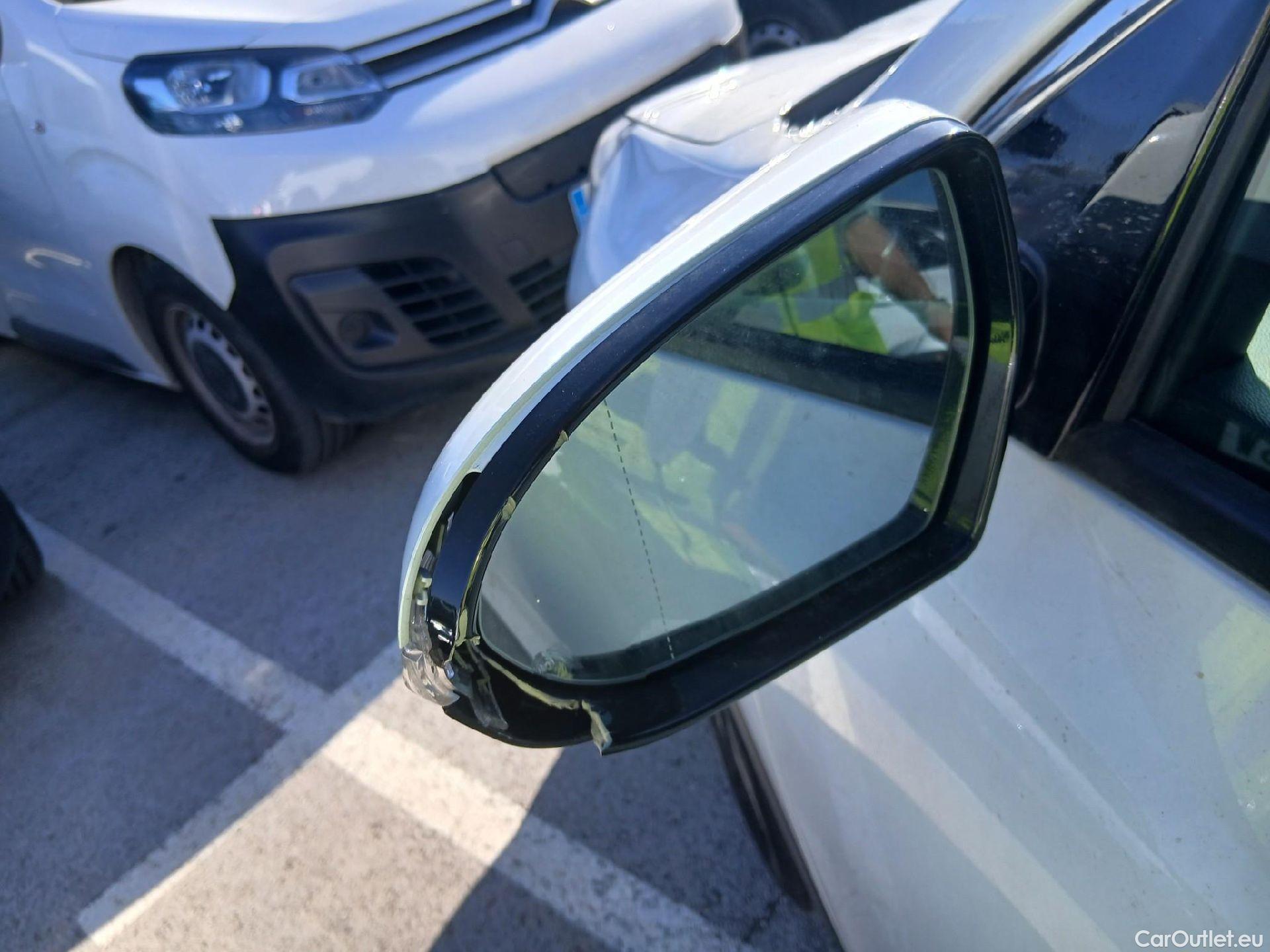  KIA  Niro KIA  / 2019 / 5P / crossover 1.6 GDi HEV 104kW (141CV) Drive #16