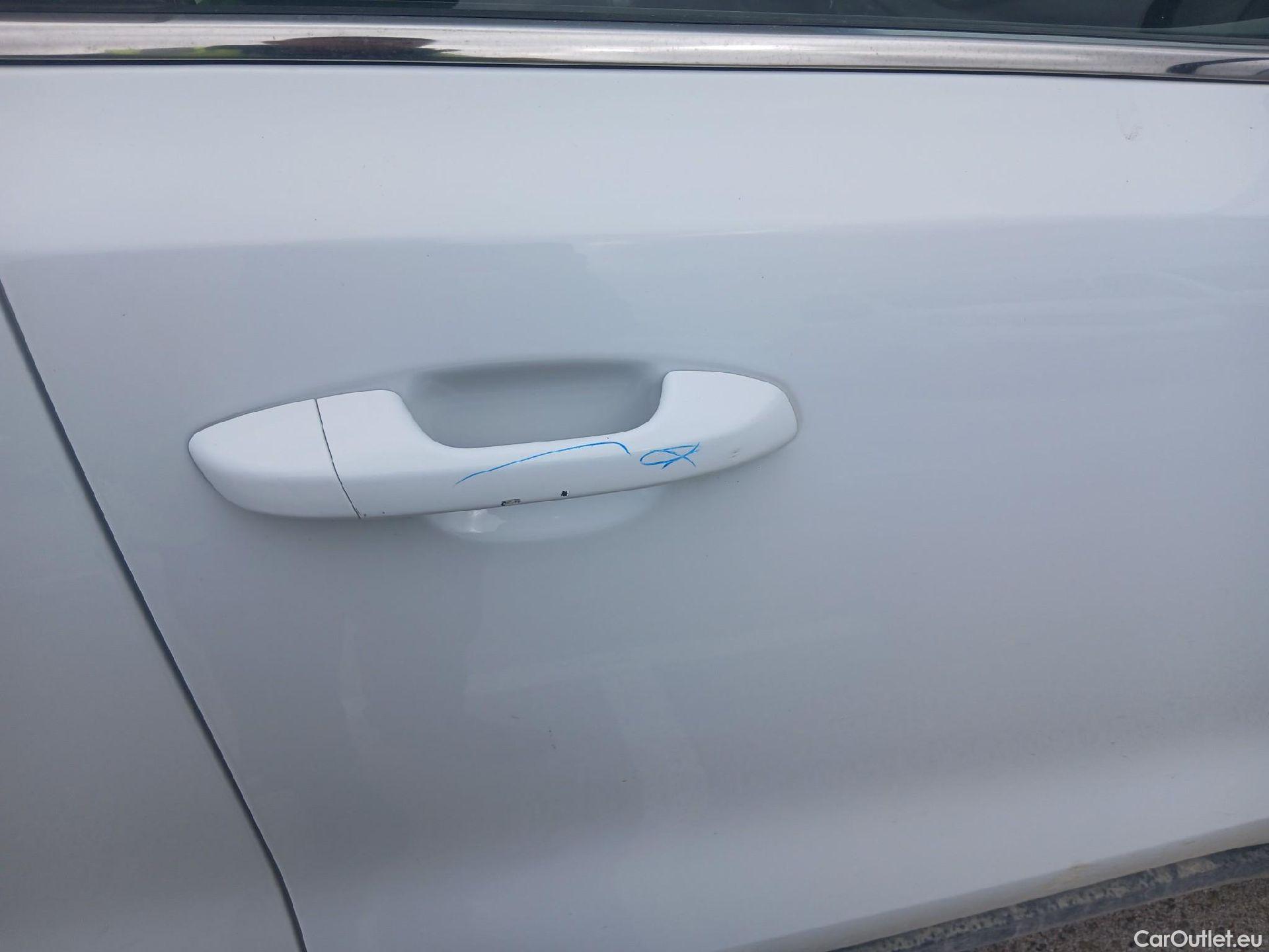  KIA  Sportage KIA  / 2018 / 5P / todoterreno 1.6 MHEV Business 100kW (136CV) 4x4 #42