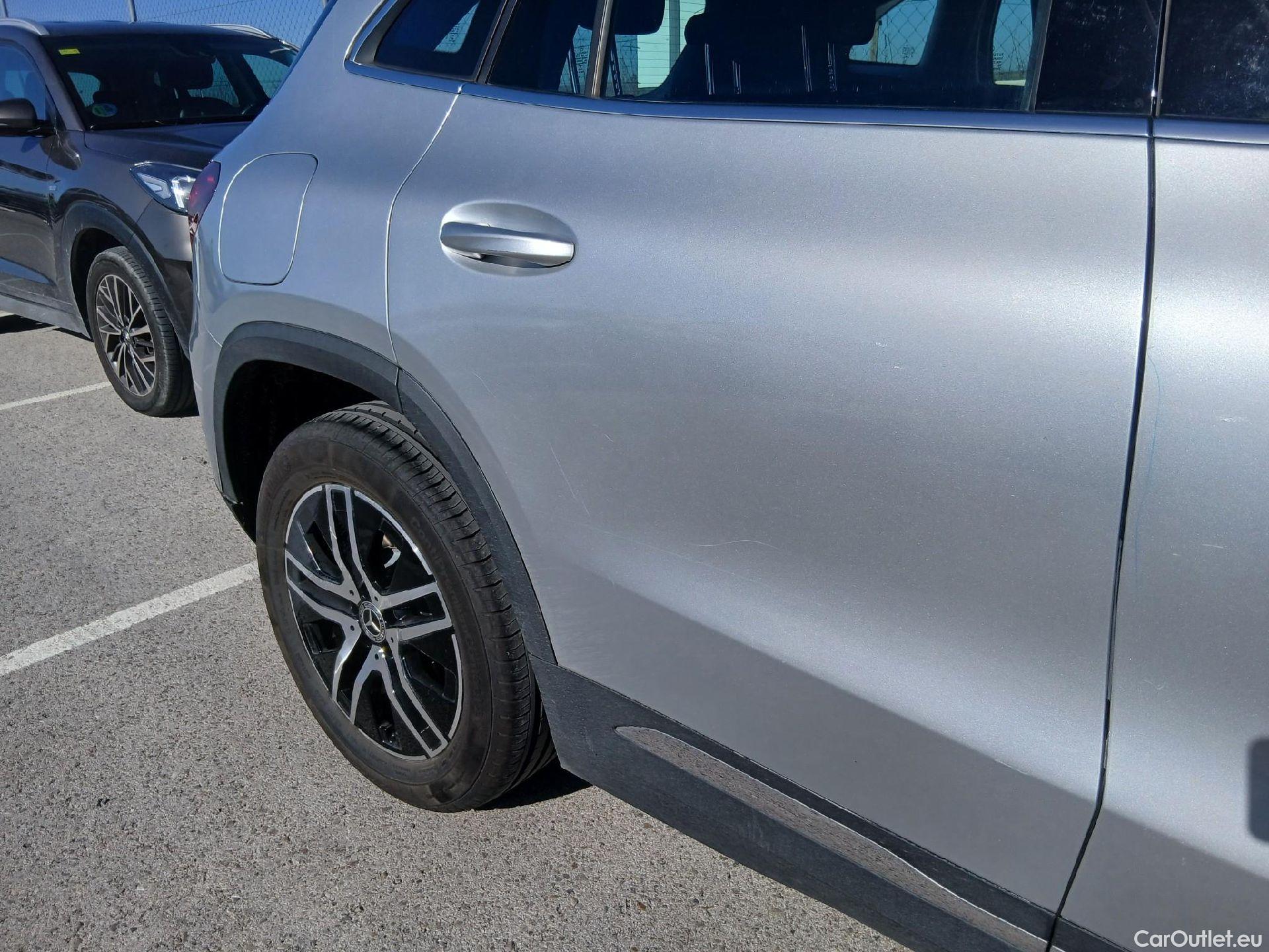  Mercedes  GLA MERCEDES-BENZ  / 2020 / 5P / todoterreno  250 e #49