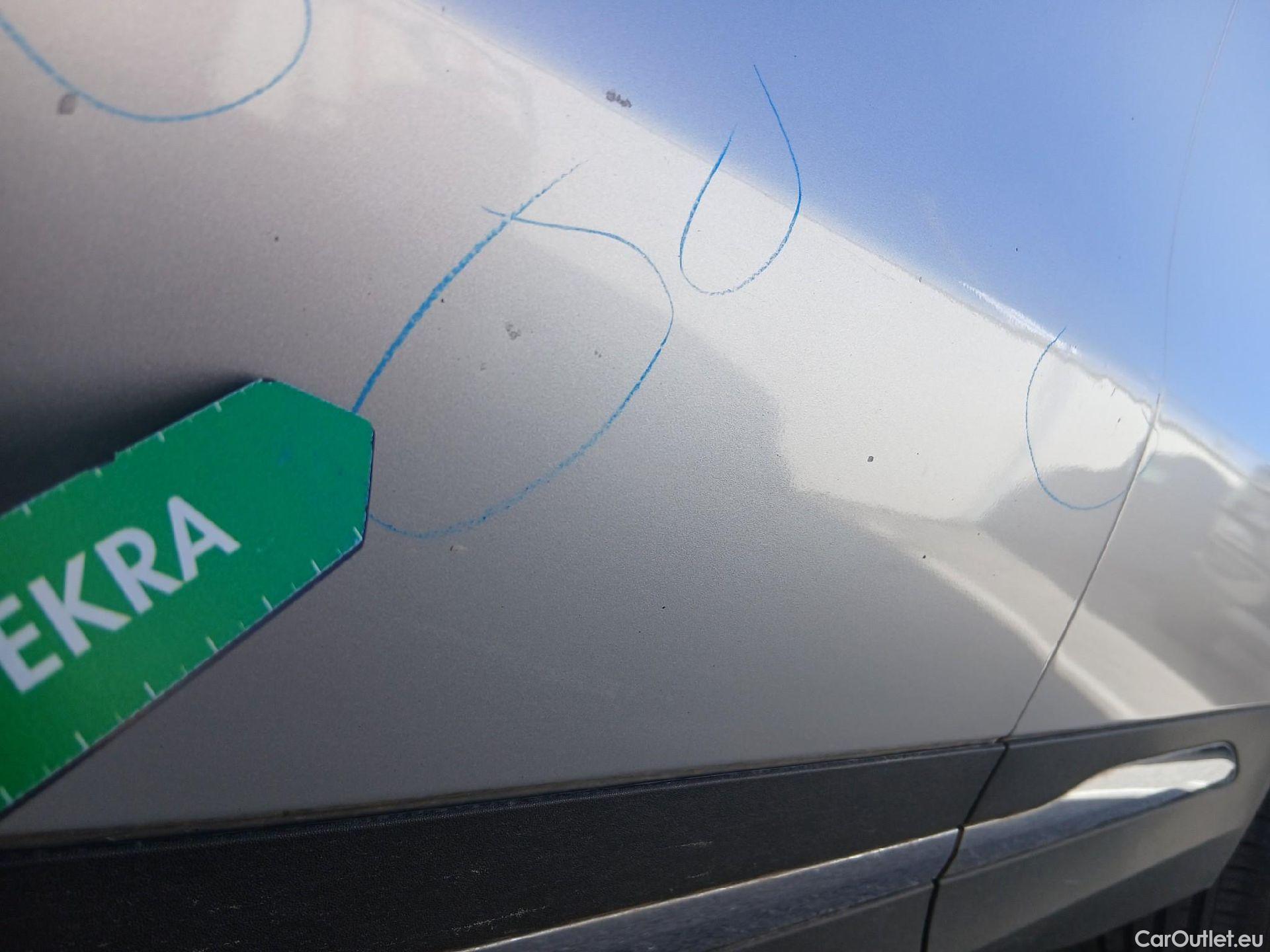  Mercedes  GLA MERCEDES-BENZ  / 2020 / 5P / todoterreno  250 e #10