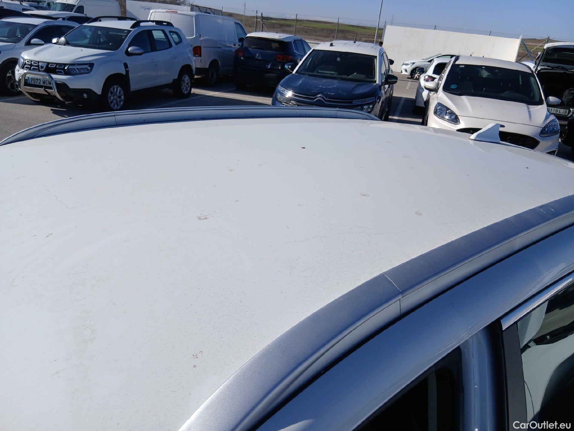  KIA  Niro KIA  / 2019 / 5P / crossover 1.6 GDi HEV 104kW (141CV) Drive #23