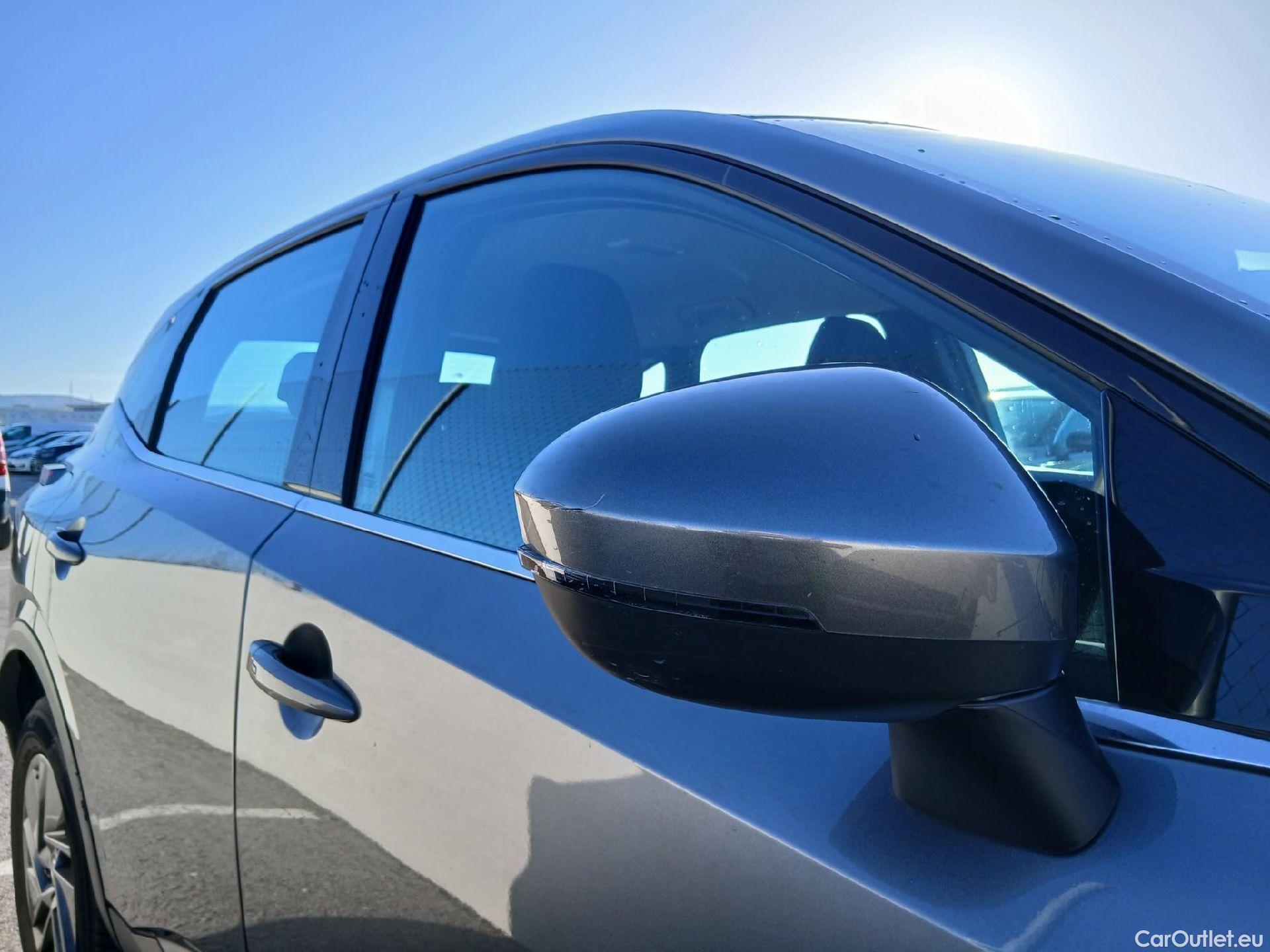  Nissan  Qashqai NISSAN  / 2021 / 5P / todoterreno DIG-T 116kW (158CV) mHEV Xtronic Acenta (AC) #36