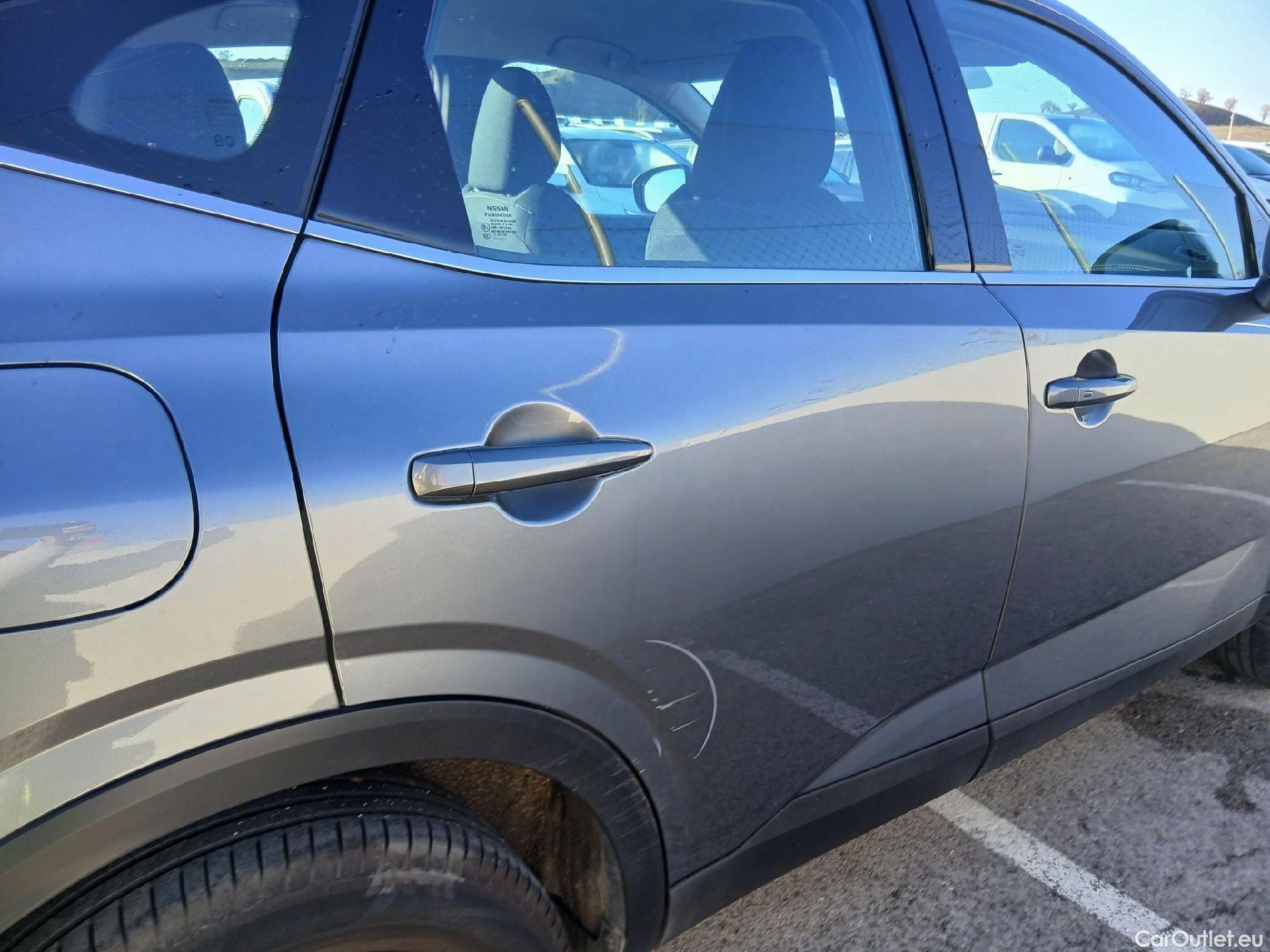  Nissan  Qashqai NISSAN  / 2021 / 5P / todoterreno DIG-T 116kW (158CV) mHEV Xtronic Acenta (AC) #33