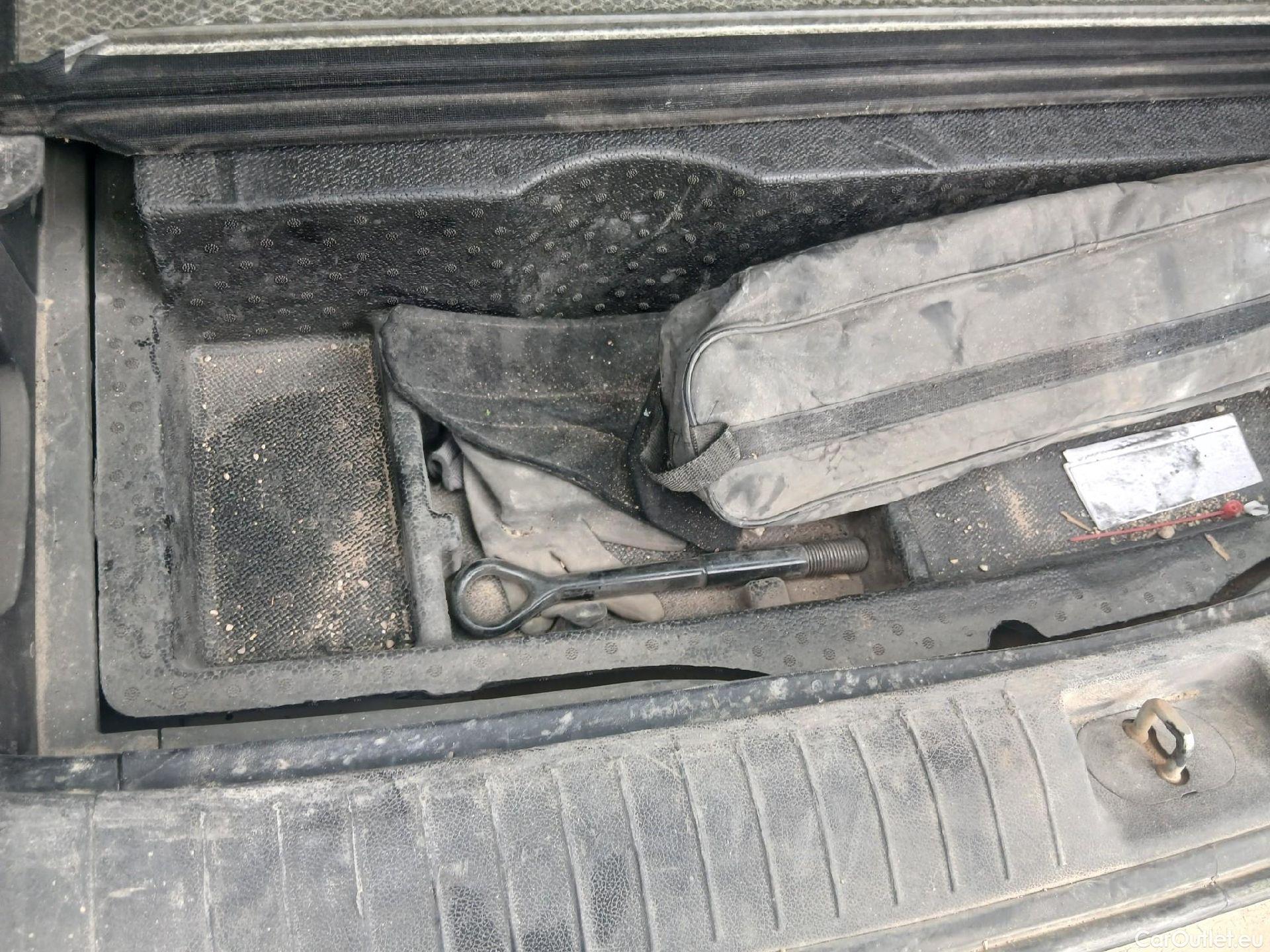  KIA  Sportage KIA  / 2018 / 5P / todoterreno 1.6 MHEV Business 100kW (136CV) 4x4 #7