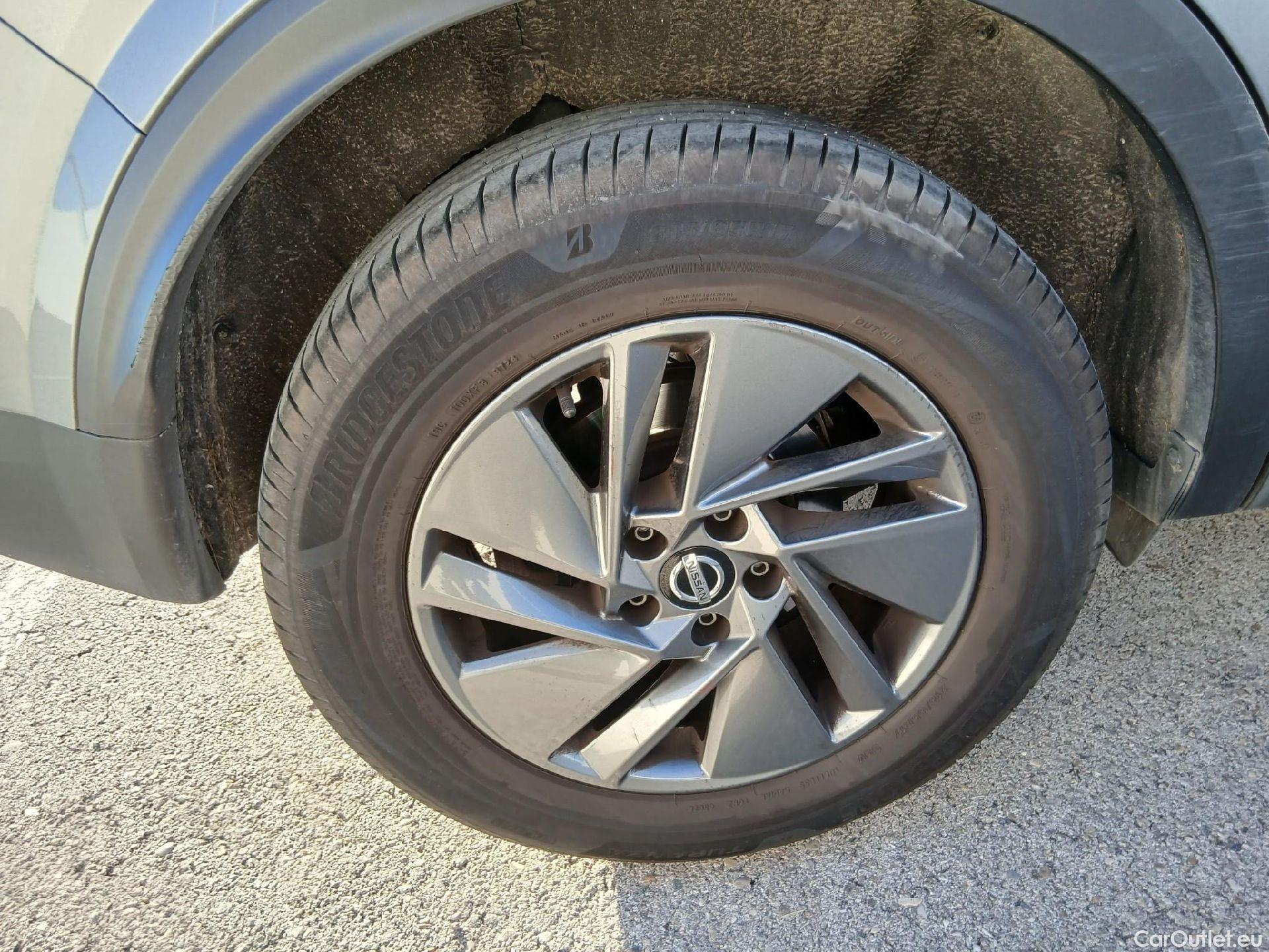  Nissan  Qashqai NISSAN  / 2021 / 5P / todoterreno DIG-T 116kW (158CV) mHEV Xtronic Acenta (AC) #31