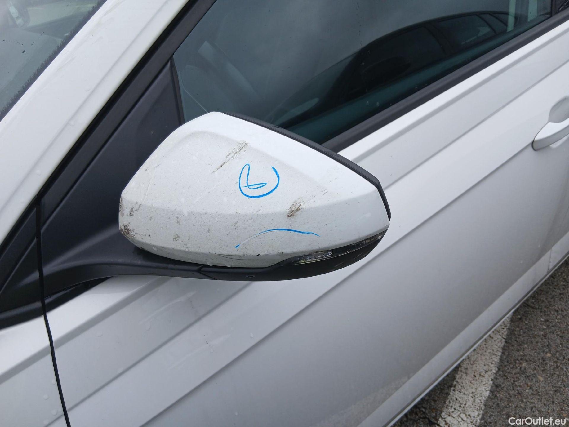  Volkswagen  Polo VOLKSWAGEN  / 2021 / 5P / berlina con portón Life 1.0 TSI 70kW (95CV) #10