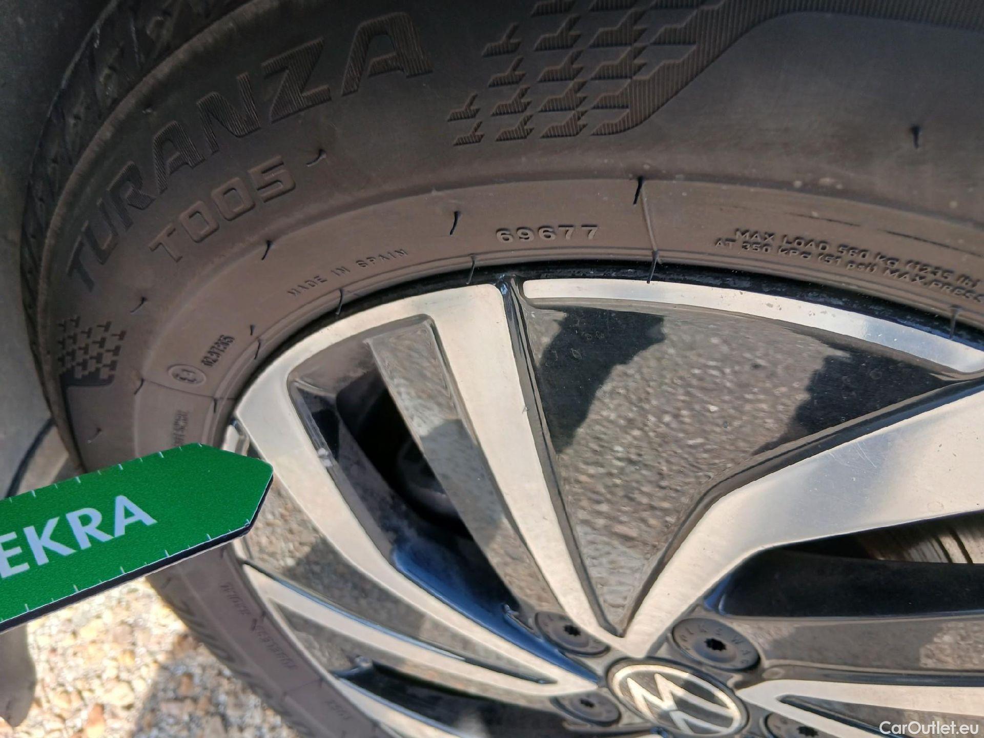  Volkswagen  Polo VOLKSWAGEN  / 2021 / 5P / berlina con portón Life 1.0 TSI 70kW (95CV) #2