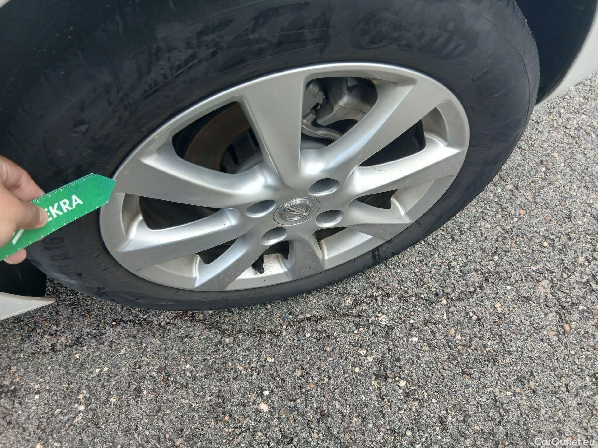  Opel  Corsa OPEL  / 2019 / 5P / berlina con portón 1.2T XHL 74kW (100CV) Edition #10