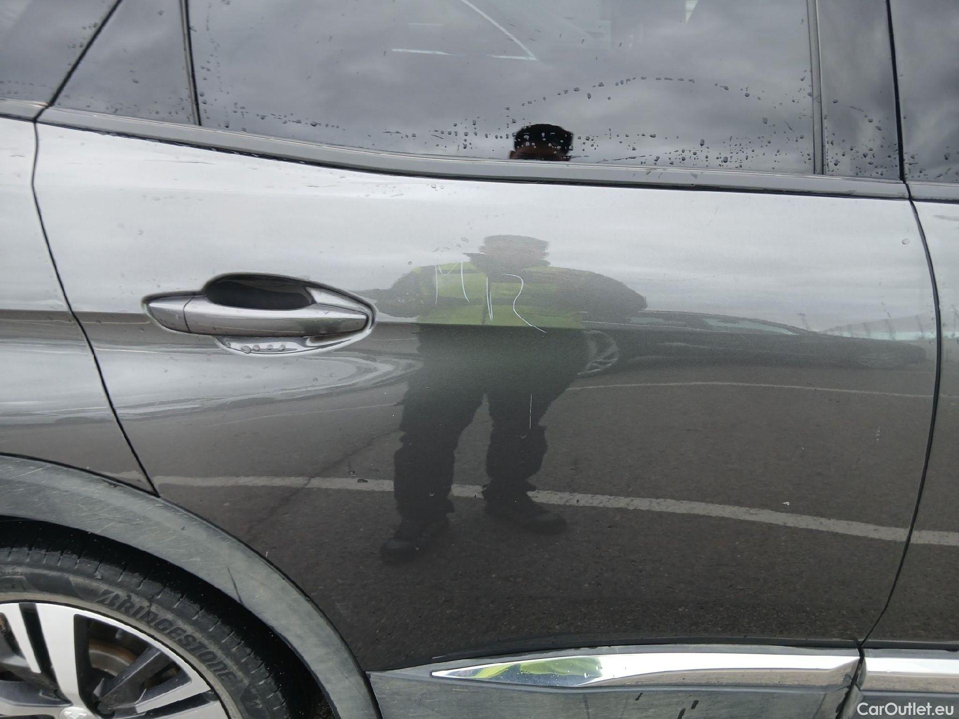  Peugeot  3008 PEUGEOT  Hybrid / 2020 / 5P / todoterreno 225 e-EAT8 Allure Pack #26