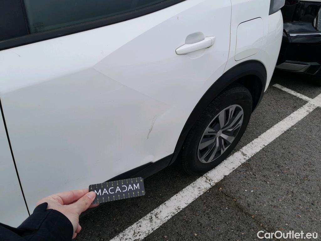  Peugeot  2008 PEUGEOT  / 2019 / 5P / todoterreno Active Puretech 100 S&S BVM6 #5