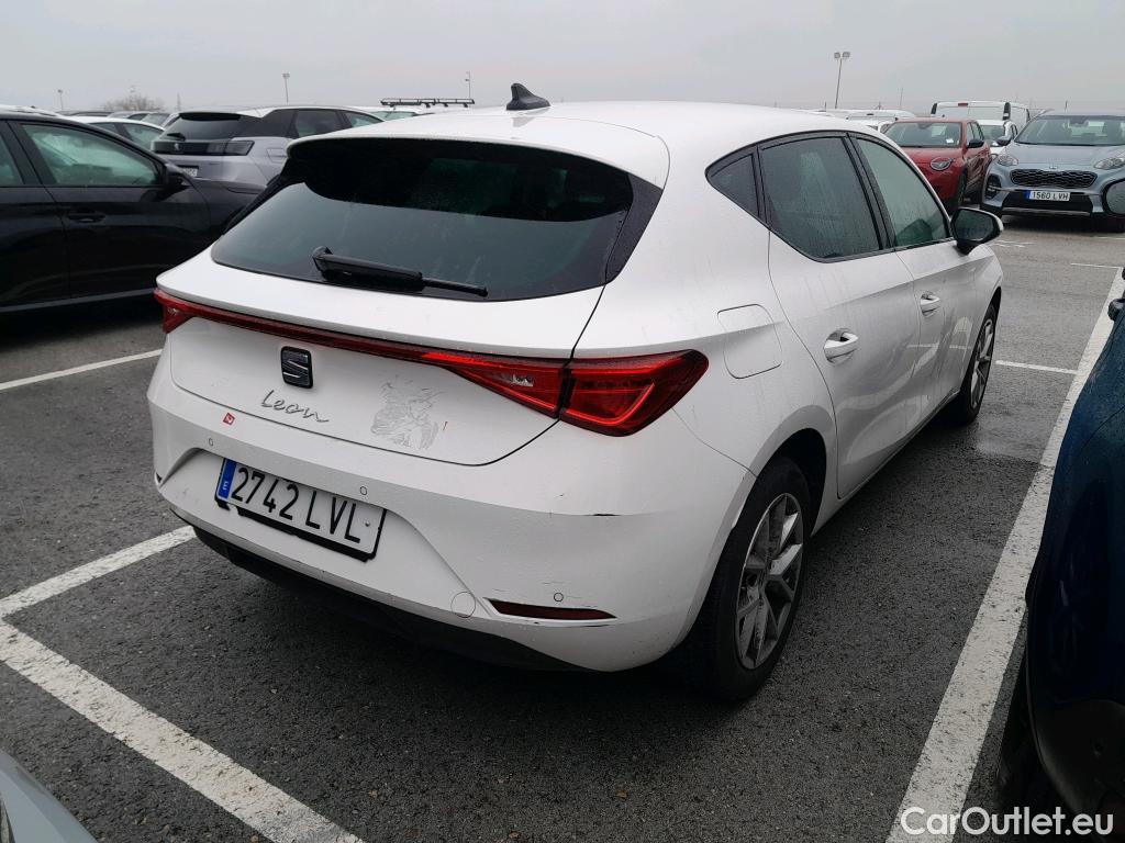  Land Rover  Discovery SEAT Nuevo León / 2020 / 5P / berlina con portón 2.0 TDI 85kW S&S Style Go (AC3) #1