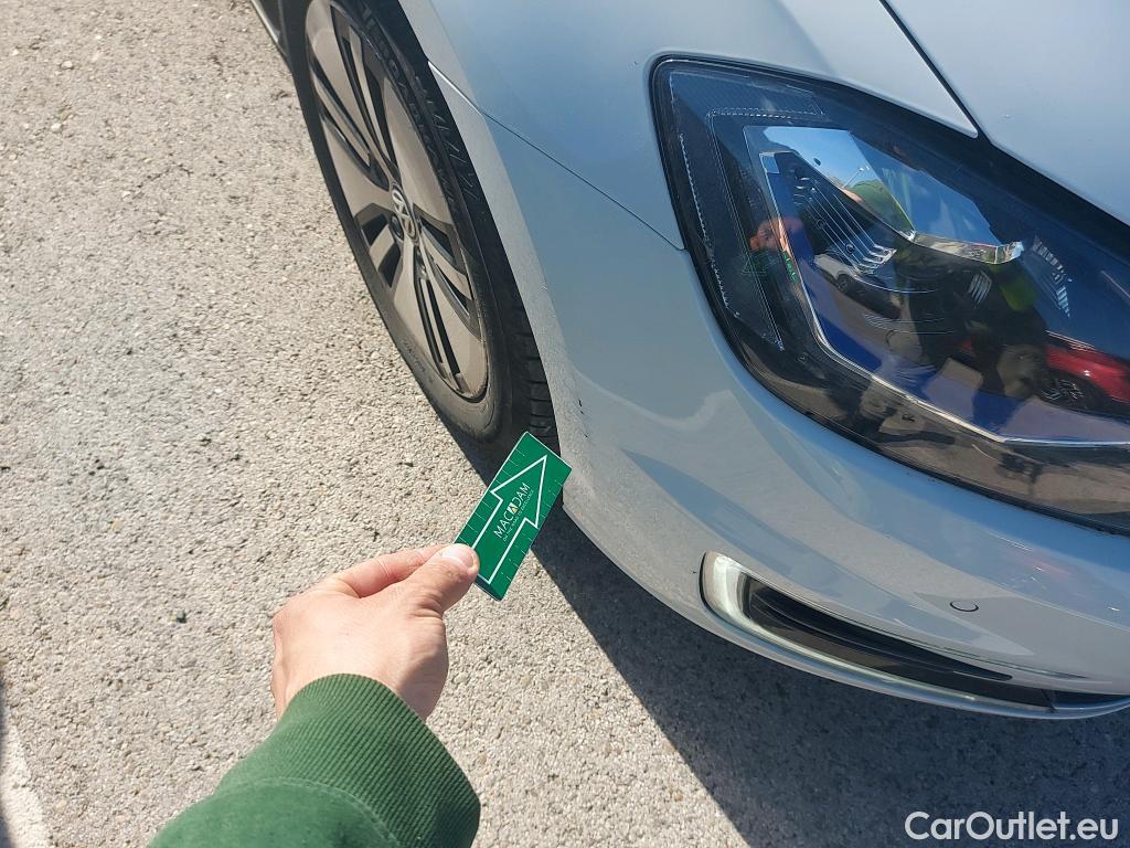  Volkswagen  Golf  VOLKSWAGEN / 2016 / 5P / berlina con portón e-ePower 110 kW (136CV) #8