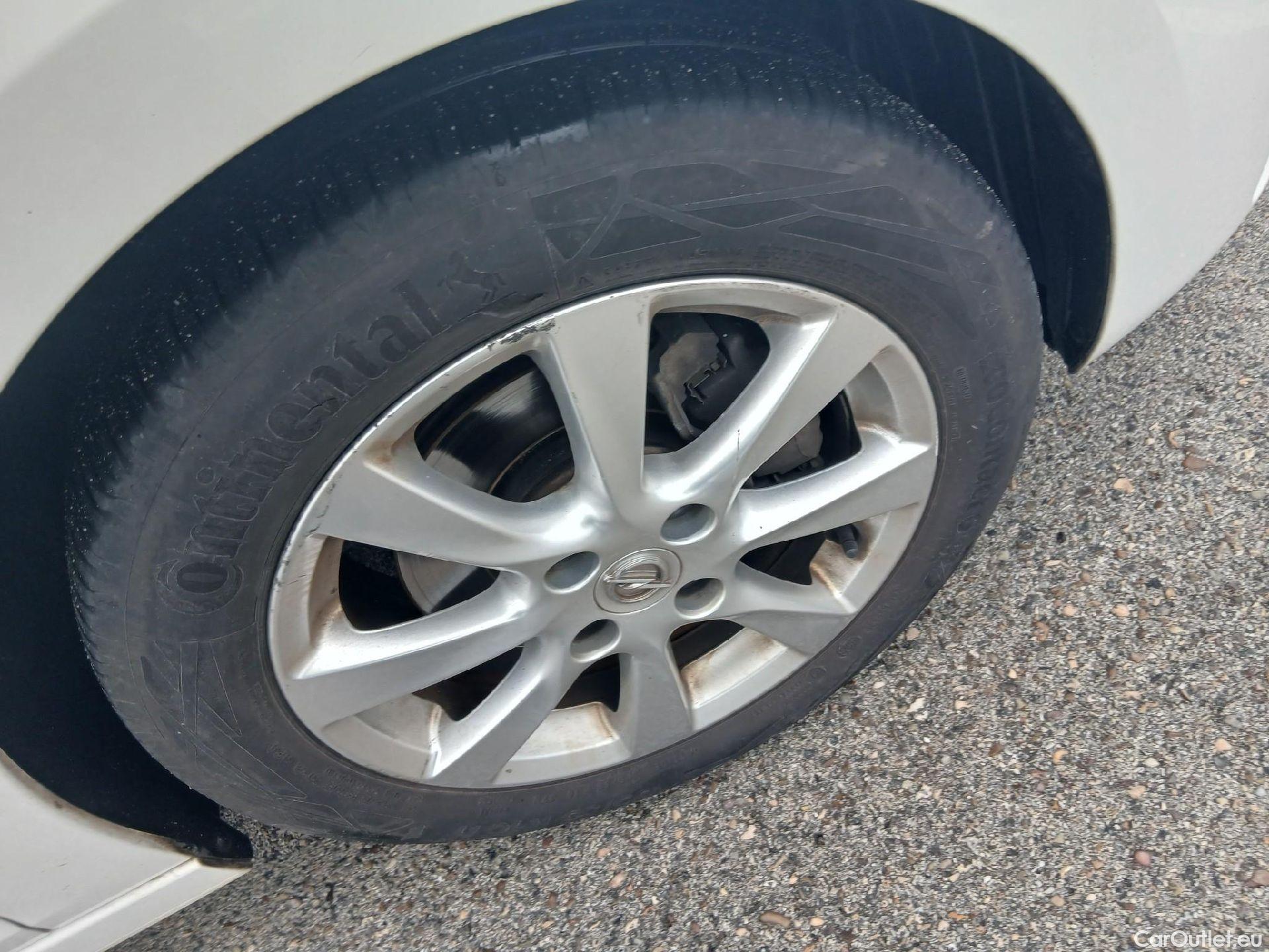  Opel  Corsa OPEL  / 2019 / 5P / berlina con portón 1.2T XHL 74kW (100CV) Edition #16