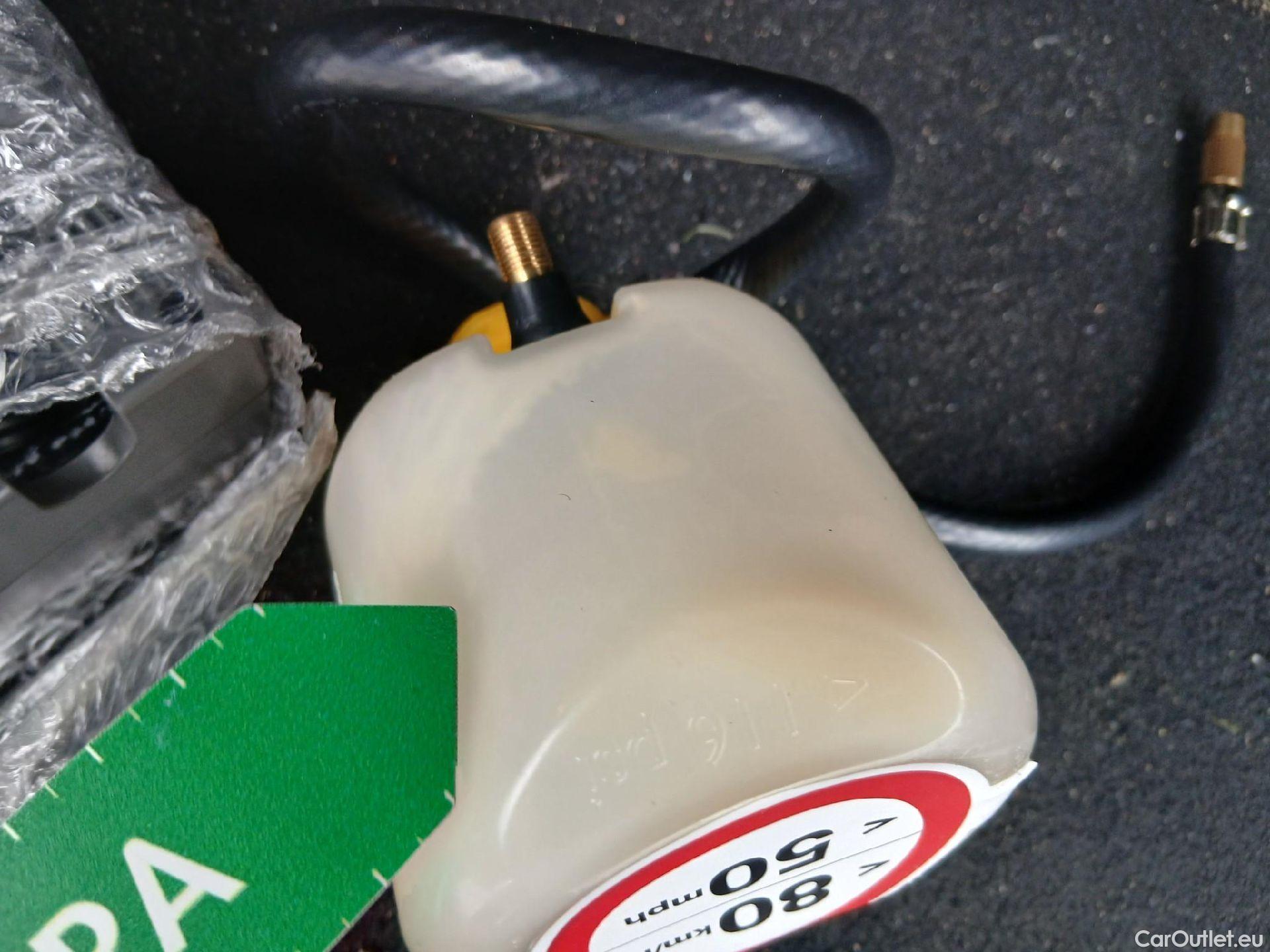  Peugeot  3008 PEUGEOT  Hybrid / 2020 / 5P / todoterreno 225 e-EAT8 Allure Pack #6