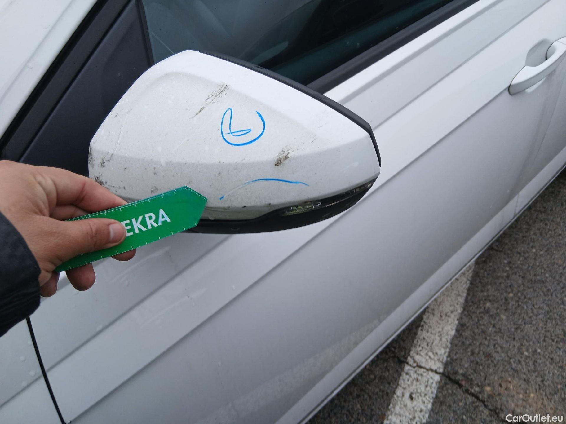  Volkswagen  Polo VOLKSWAGEN  / 2021 / 5P / berlina con portón Life 1.0 TSI 70kW (95CV) #9