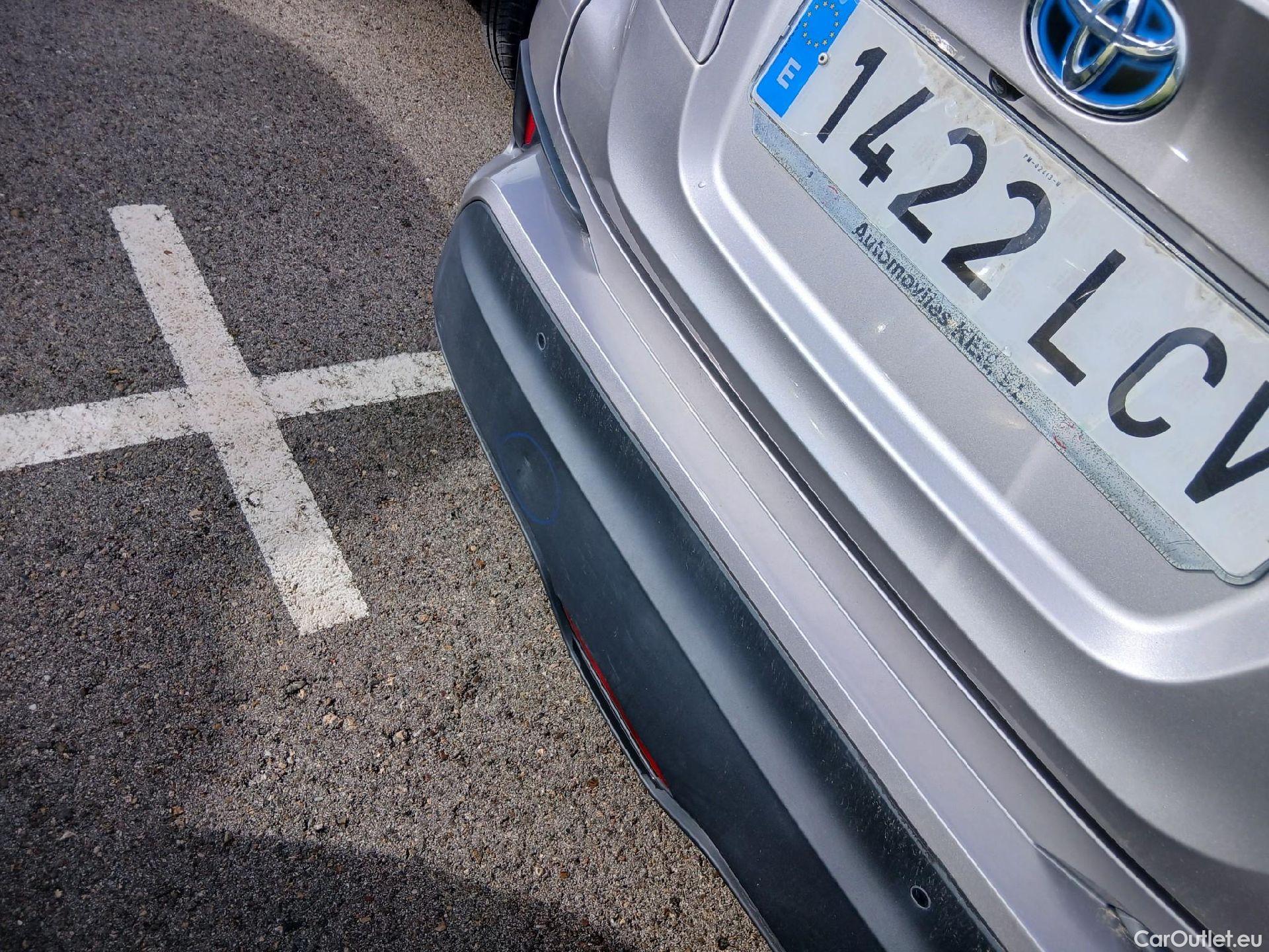  Toyota  C-HR TOYOTA  / 2016 / 5P / todoterreno 1.8 125H Advance (CX) #21