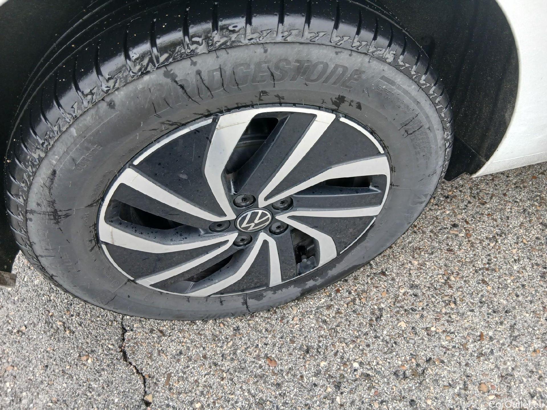  Volkswagen  Polo VOLKSWAGEN  / 2021 / 5P / berlina con portón Life 1.0 TSI 70kW (95CV) #15