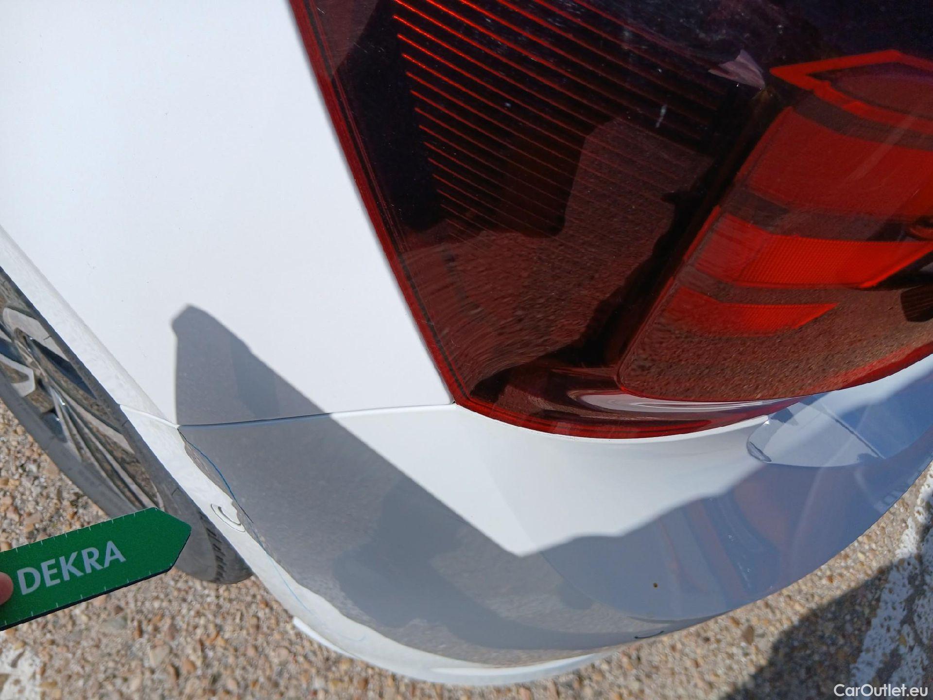  Volkswagen  Polo VOLKSWAGEN  / 2021 / 5P / berlina con portón Life 1.0 TSI 70kW (95CV) #14