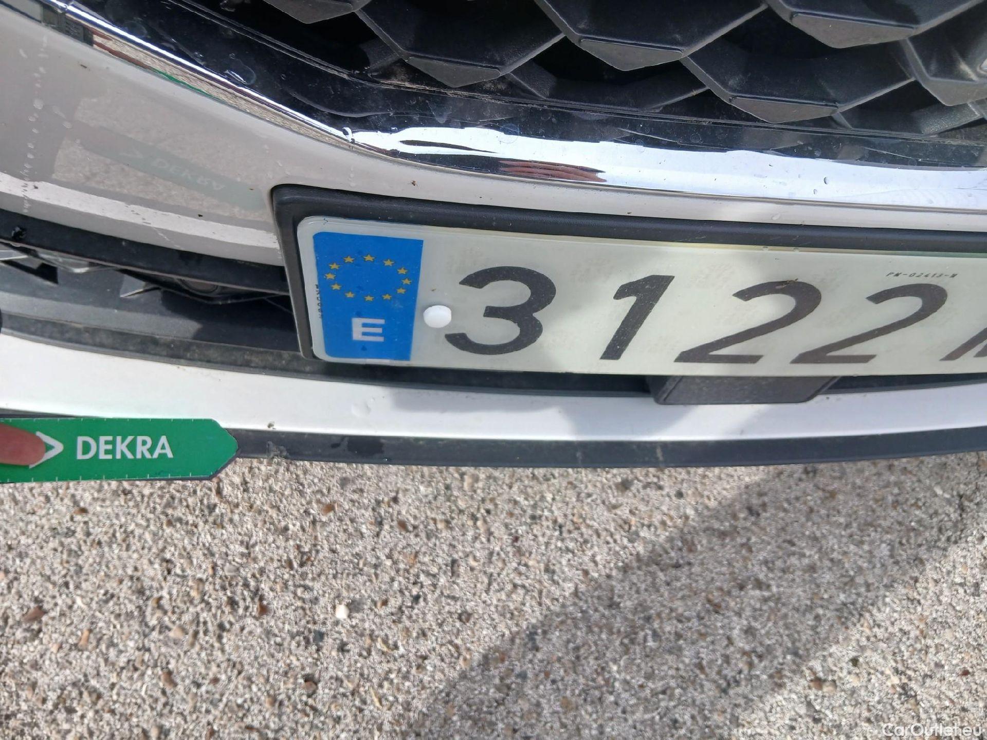  Land Rover  Discovery SEAT Nuevo León / 2020 / 5P / berlina con portón 2.0 TDI 85kW S&S Style Go(SP) #8