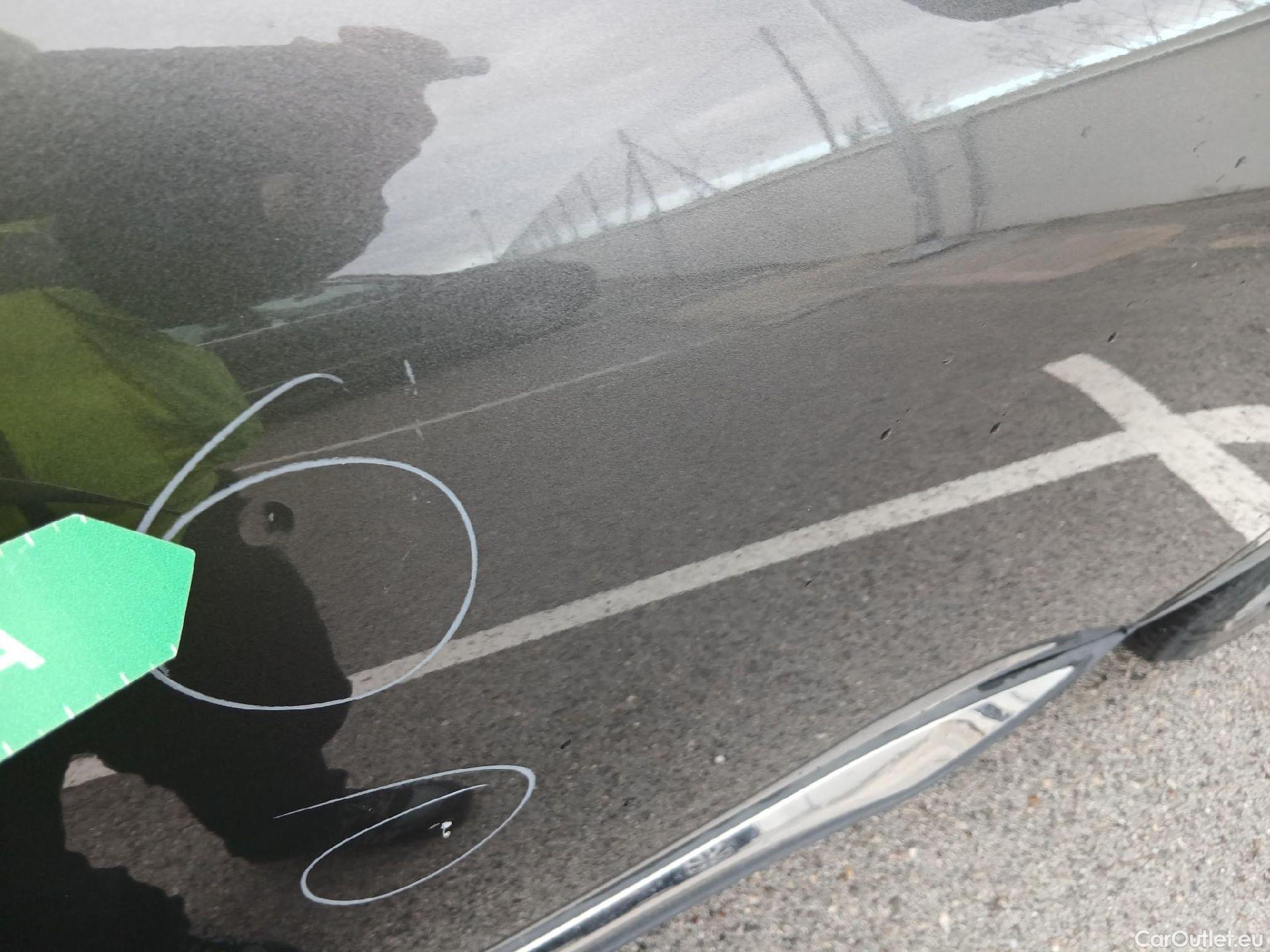  Peugeot  3008 PEUGEOT  Hybrid / 2020 / 5P / todoterreno 225 e-EAT8 Allure Pack #28