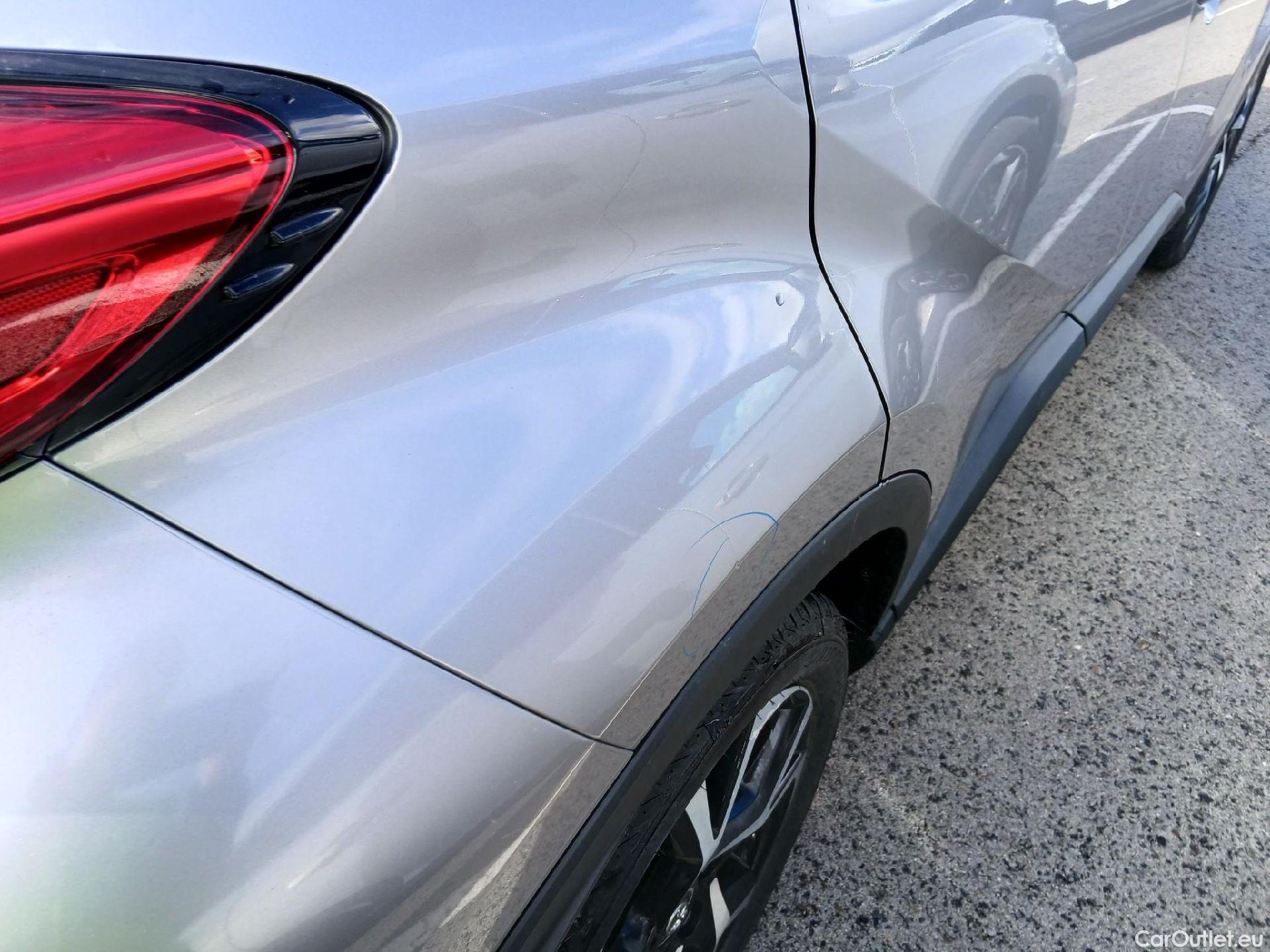  Toyota  C-HR TOYOTA  / 2016 / 5P / todoterreno 1.8 125H Advance (CX) #25