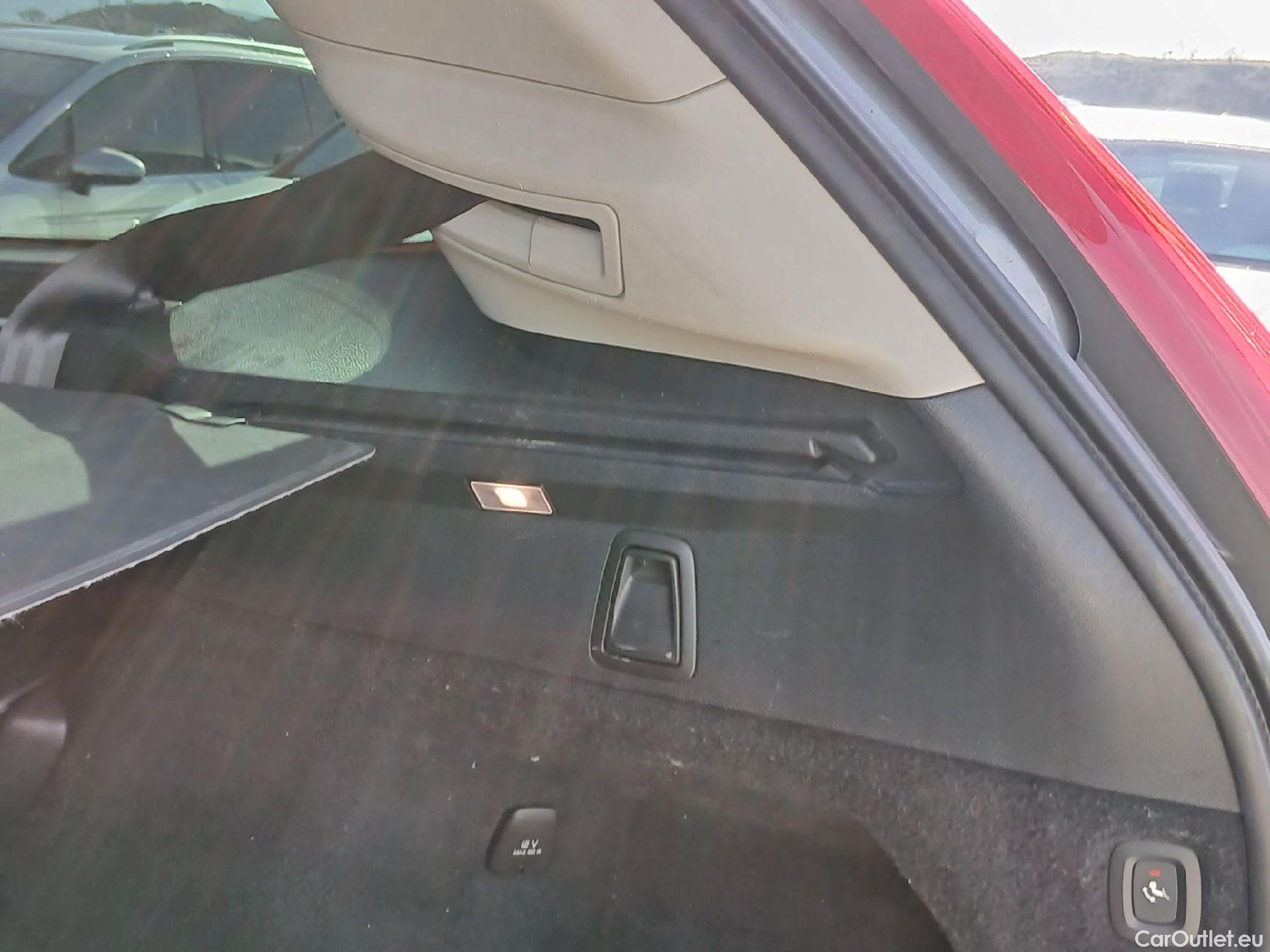  Volvo  XC90 VOLVO  / 2019 / 5P / todoterreno 2.0 B5 D5 AWD Business Plus Auto (CX) #44