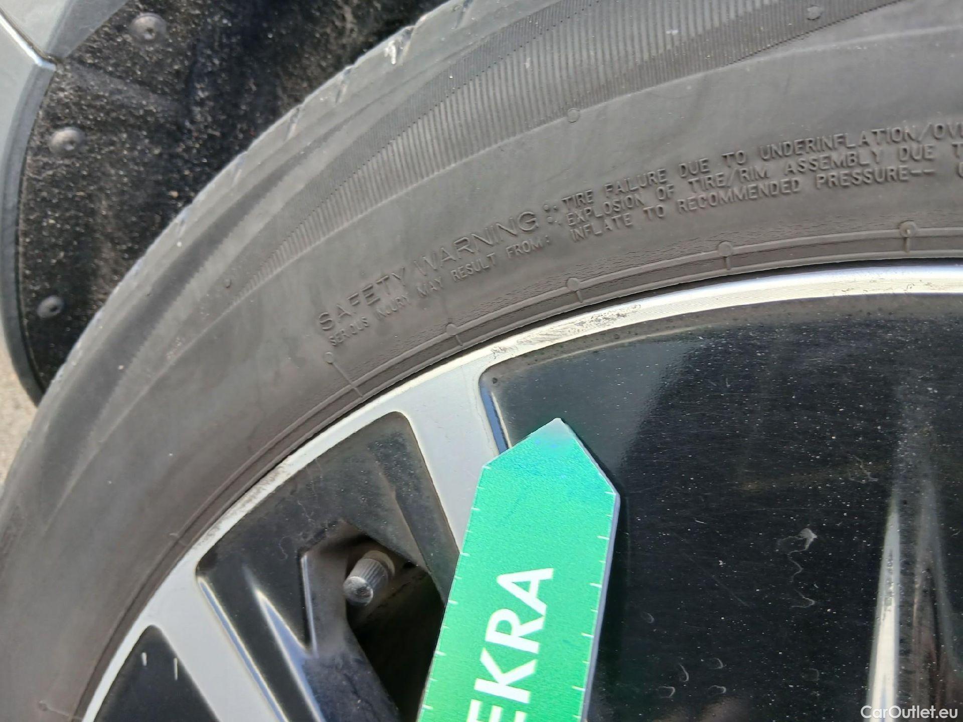  Volvo  XC90 VOLVO  / 2019 / 5P / todoterreno 2.0 B5 D5 AWD Business Plus Auto (CX) #25