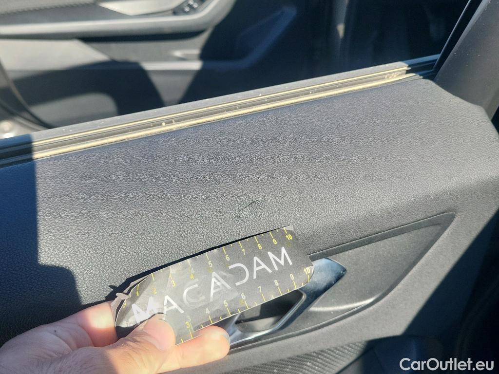  Bmw  Serie 1 BMW  / 2019 / 5P / berlina con portón 118i #20