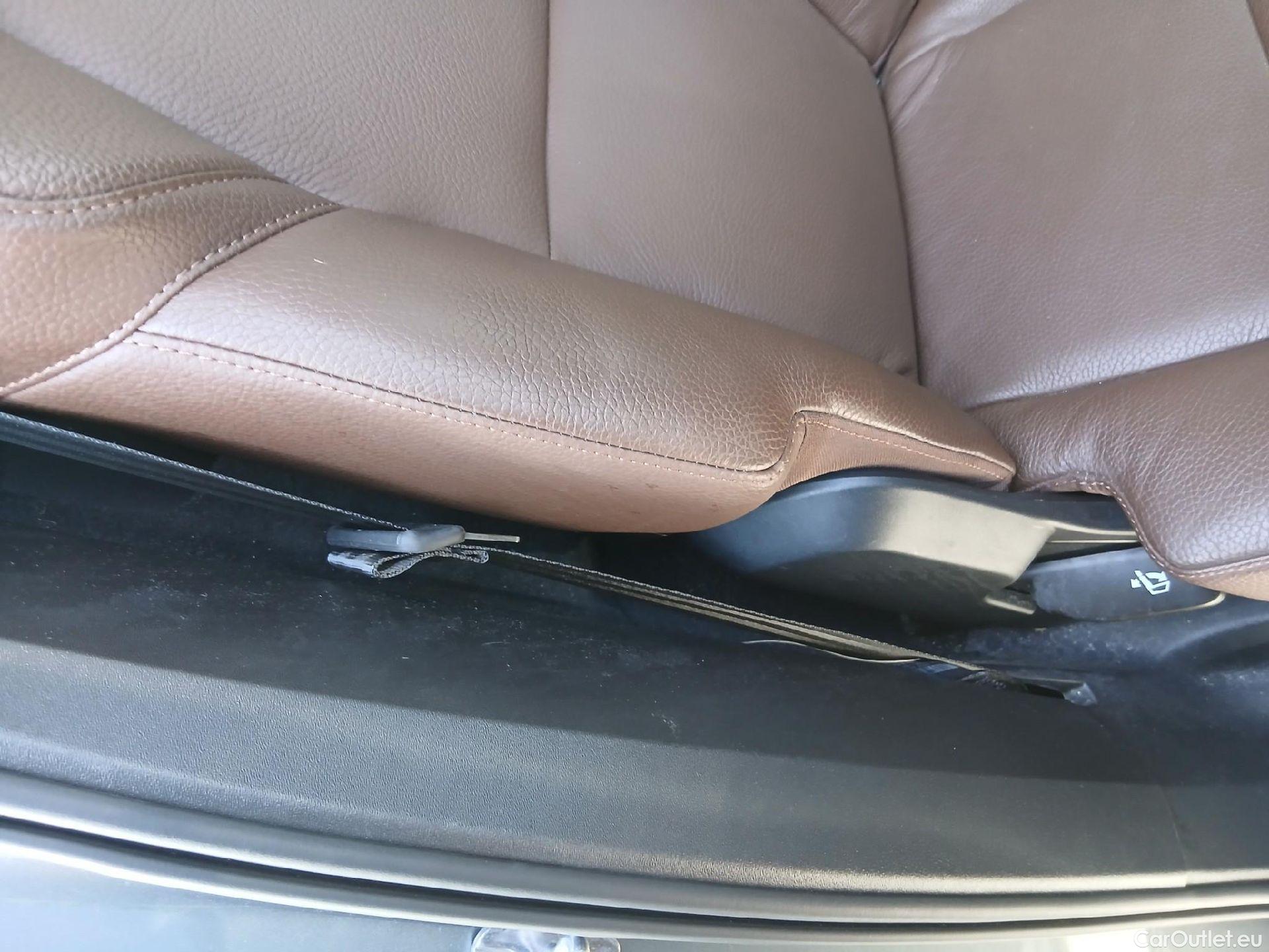  Volvo  XC90 VOLVO  / 2019 / 5P / todoterreno 2.0 B5 D5 AWD Business Plus Auto (CX) #58