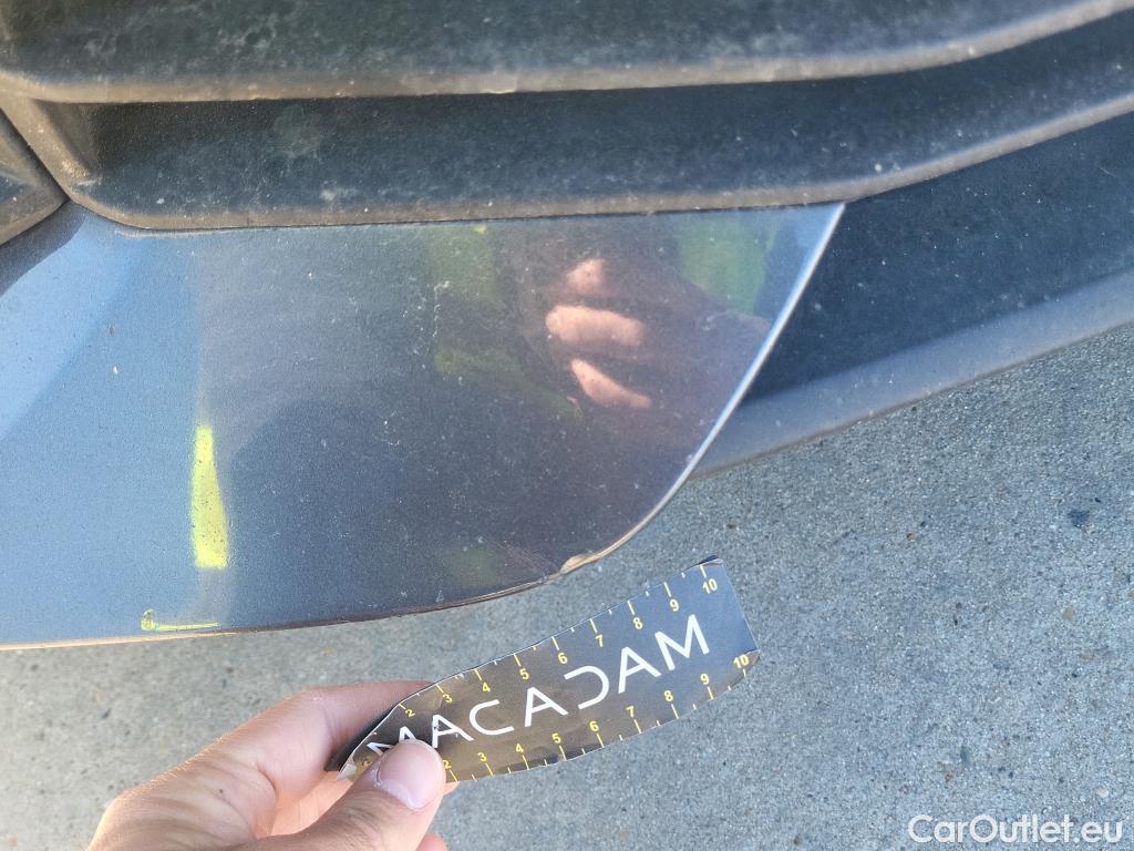  Bmw  Serie 1 BMW  / 2019 / 5P / berlina con portón 118i #32