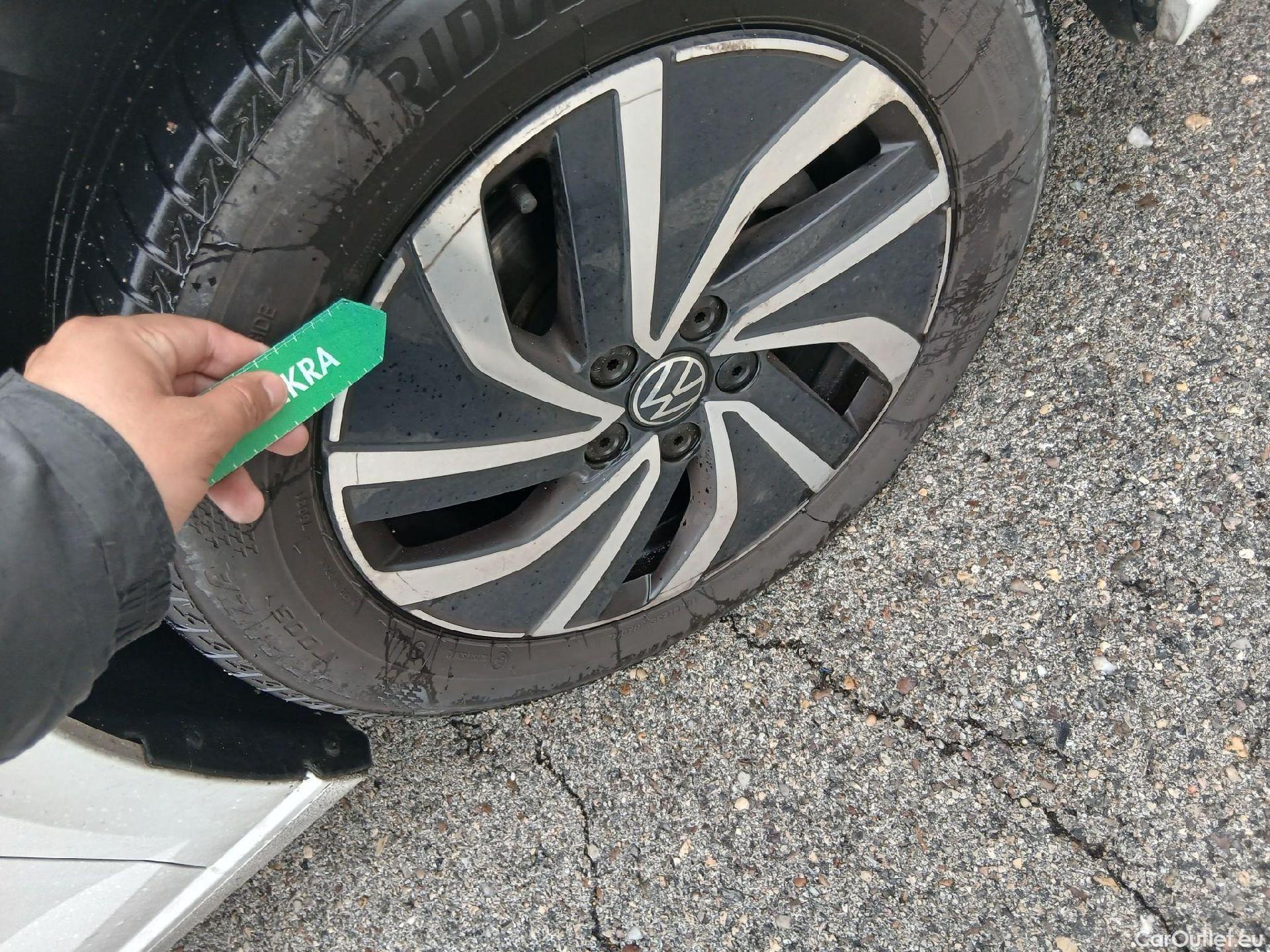  Volkswagen  Polo VOLKSWAGEN  / 2021 / 5P / berlina con portón Life 1.0 TSI 70kW (95CV) #23