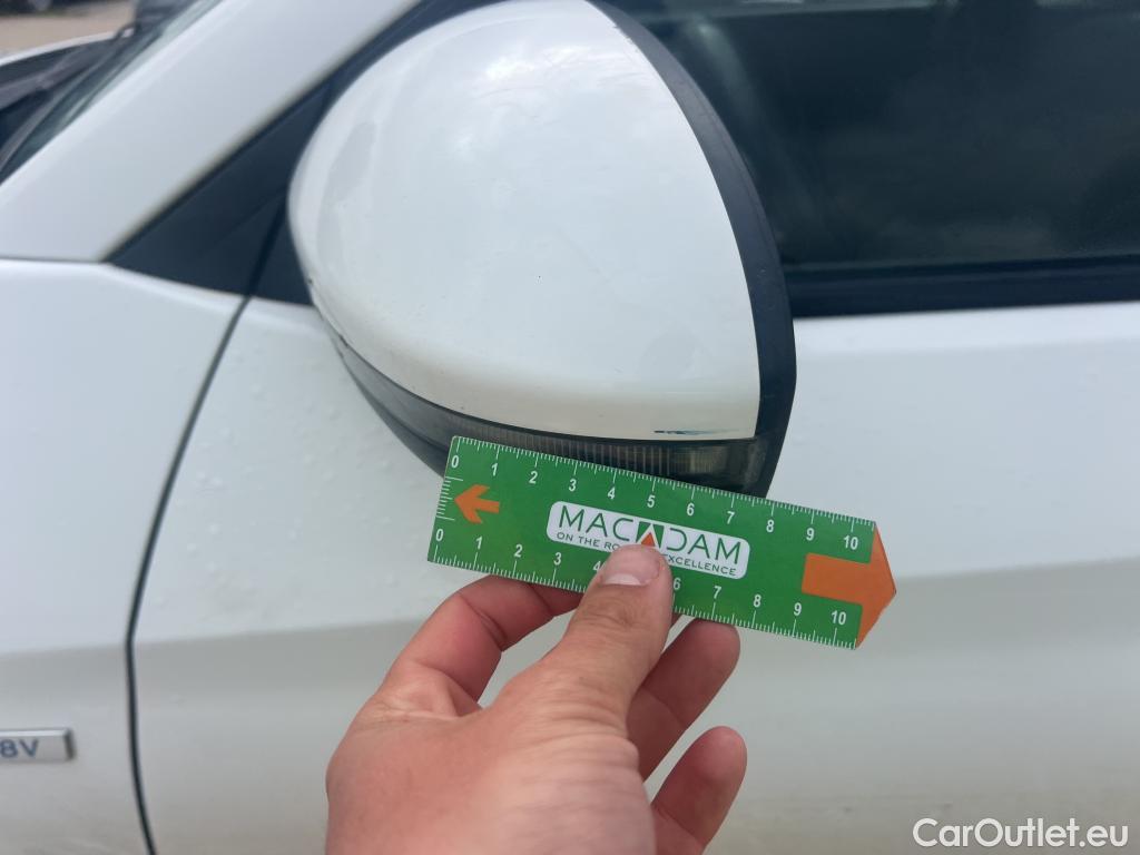  Hyundai  Tucson HYUNDAI  / 2018 / 5P / todoterreno 1.6 CRDI 85kW (116CV) 48V SLE 4X2(SP)(SL) #35