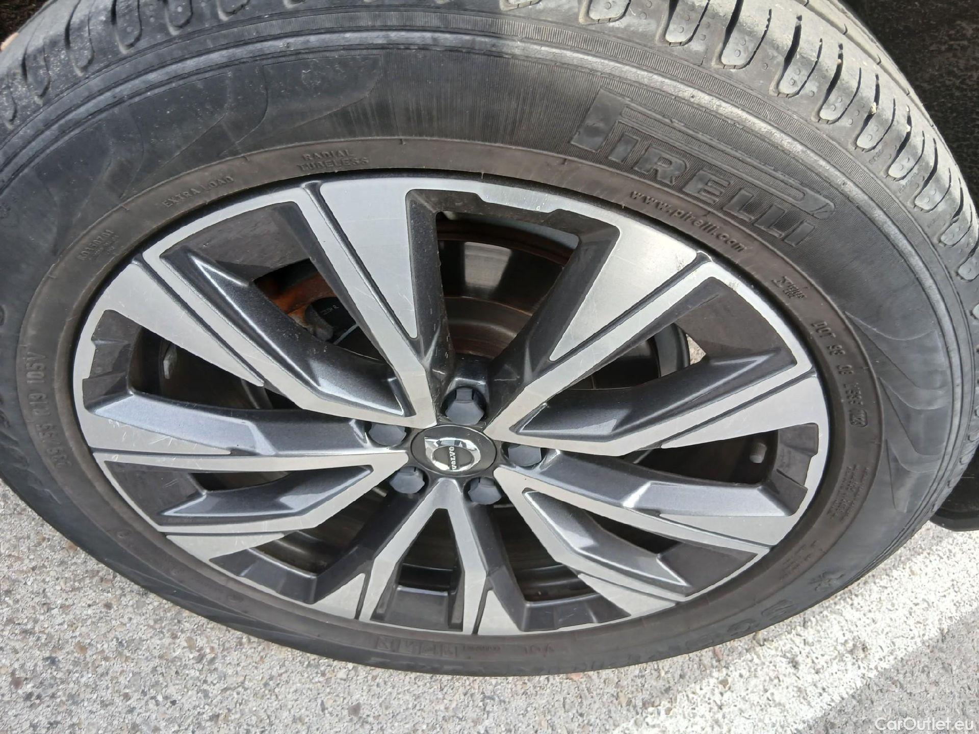  Volvo  XC60 VOLVO  / 2017 / 5P / todoterreno 2.0 B4 D Inscription Auto #18