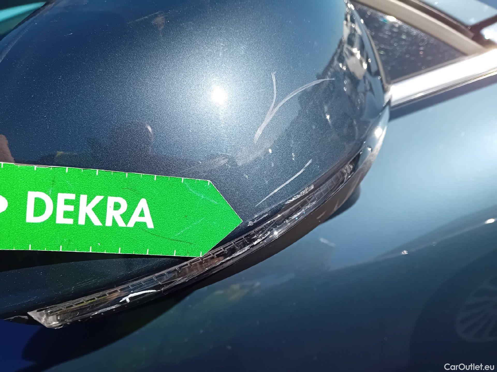  Volvo  XC 40 VOLVO XC40 / 2017 / 5P / todoterreno 1.5 T4 Twin Recharge Inscription Ex Auto #31